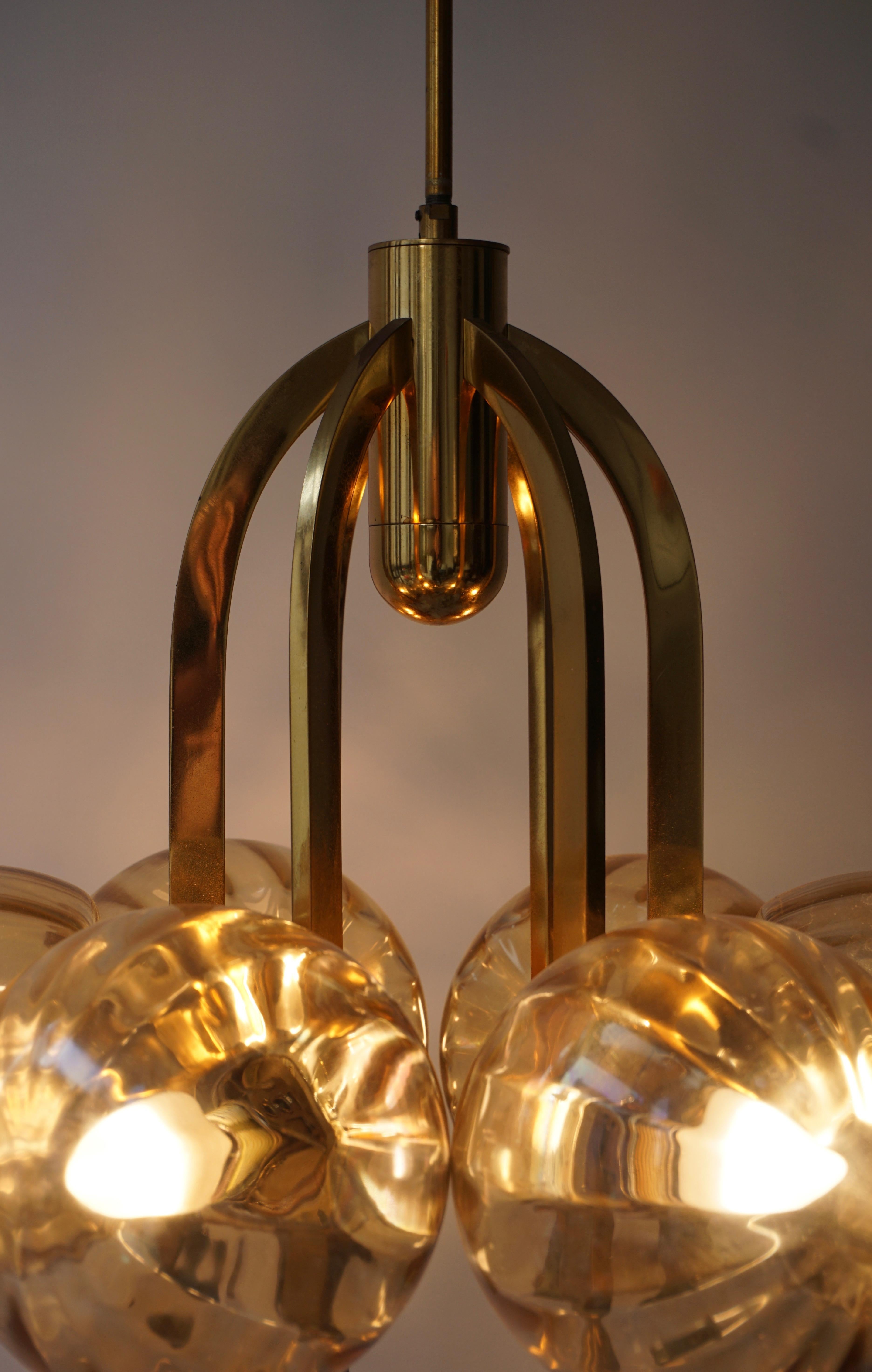 Italian Chandelier in Brass and Murano Glass 13