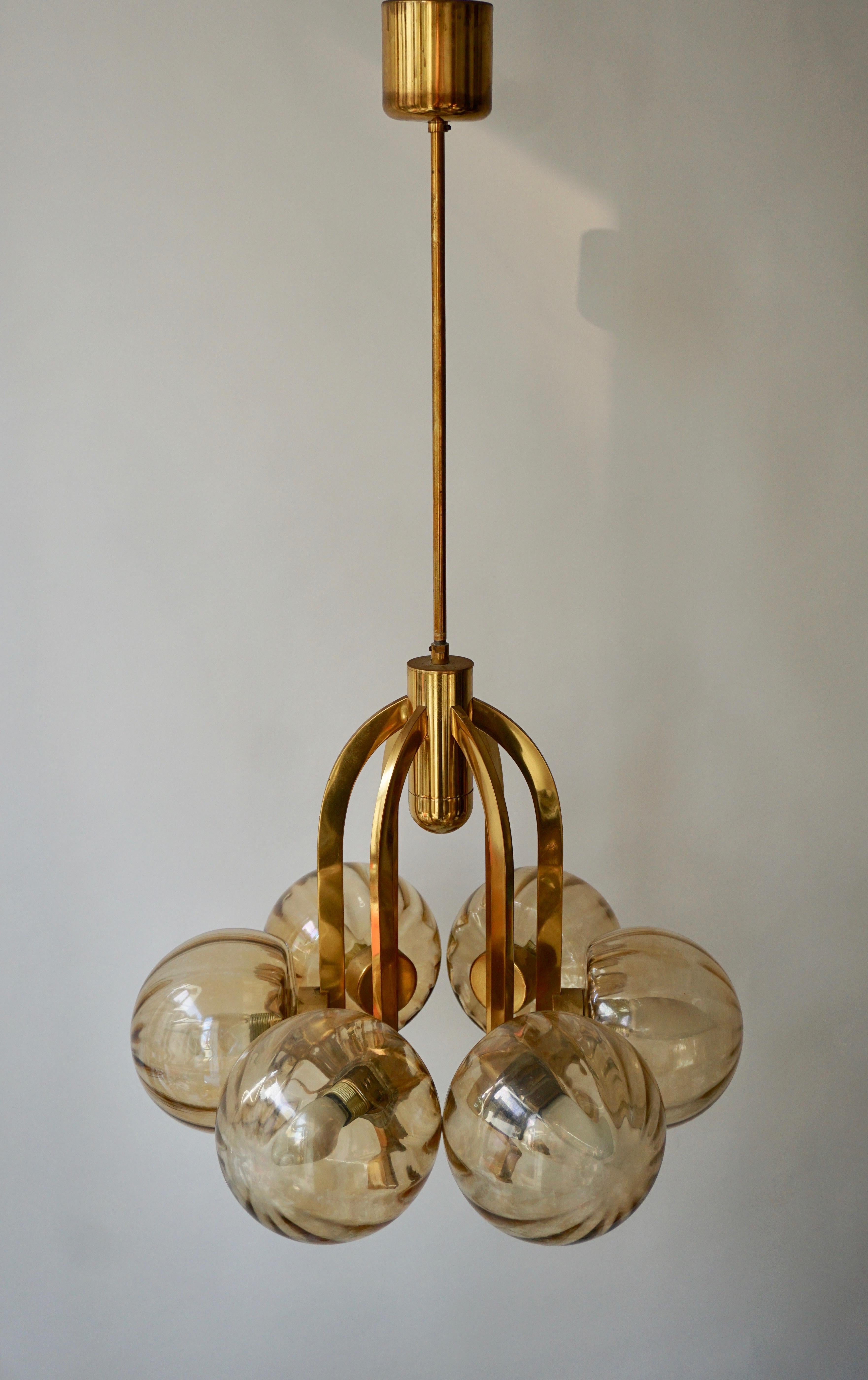 Italian Chandelier in Brass and Murano Glass 4