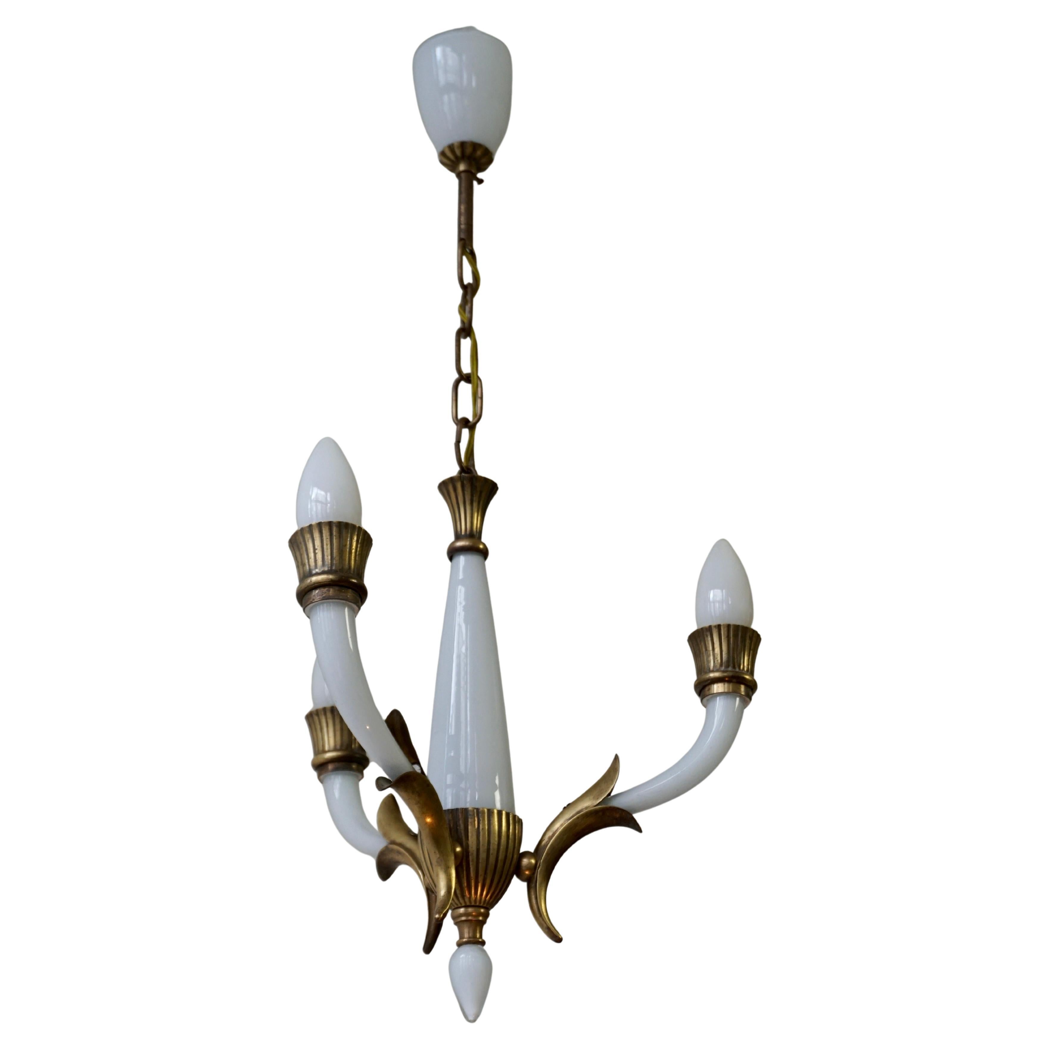 Italian Chandelier in Brass and White Murano Glass For Sale