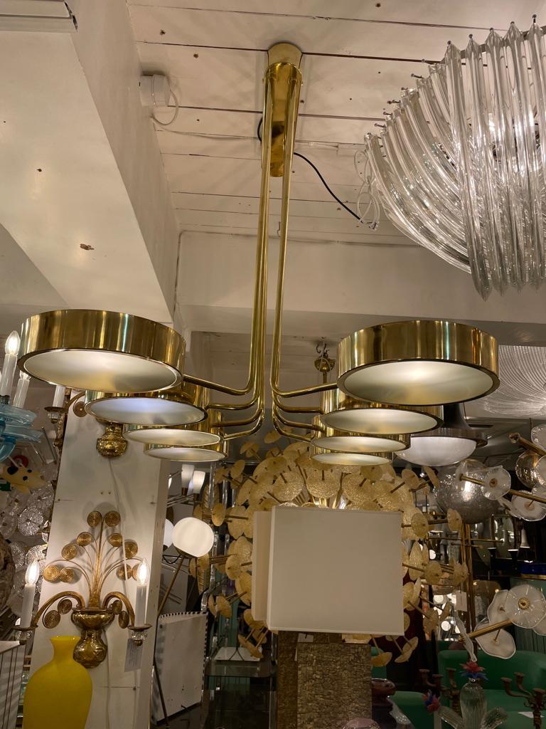 Italian Chandelier in Brass with 8 Lights in the Style of Stilnovo For Sale 2