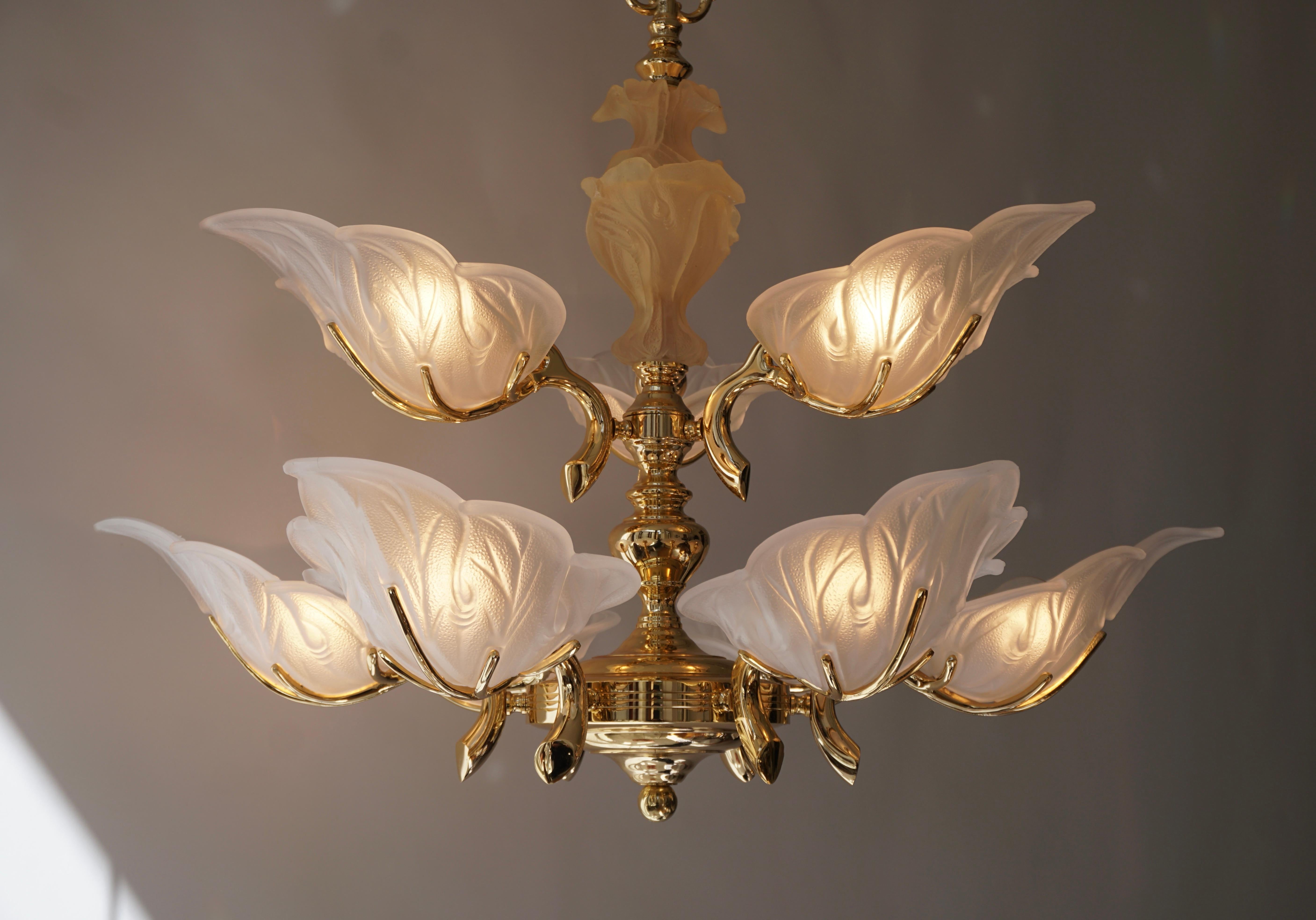 Italian Chandelier in Brass with Murano Glass Shells, 1970s For Sale 4