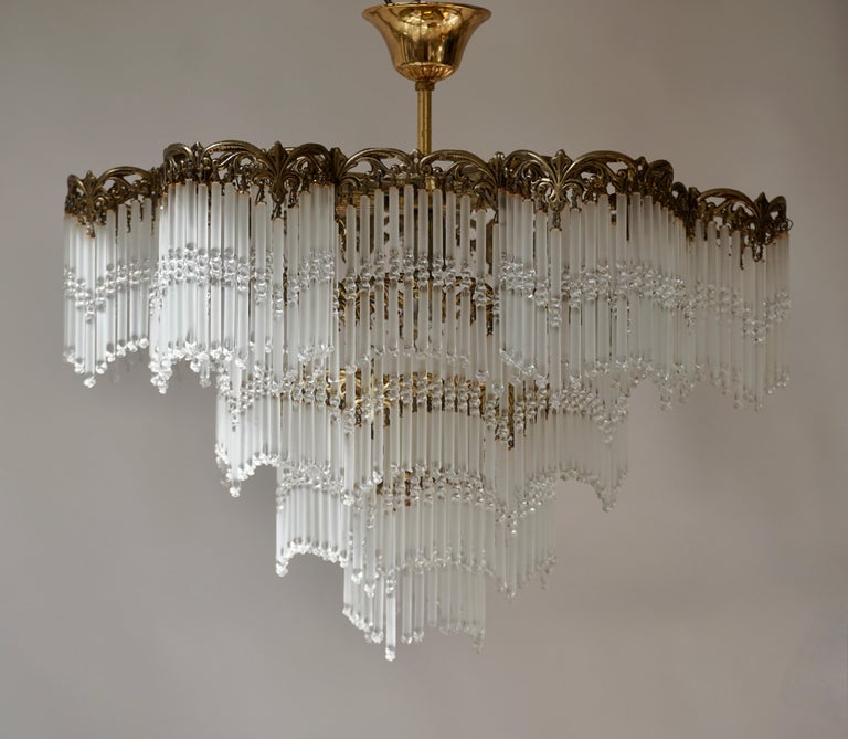 Italian Chandelier in Glass and Brass In Good Condition For Sale In Antwerp, BE