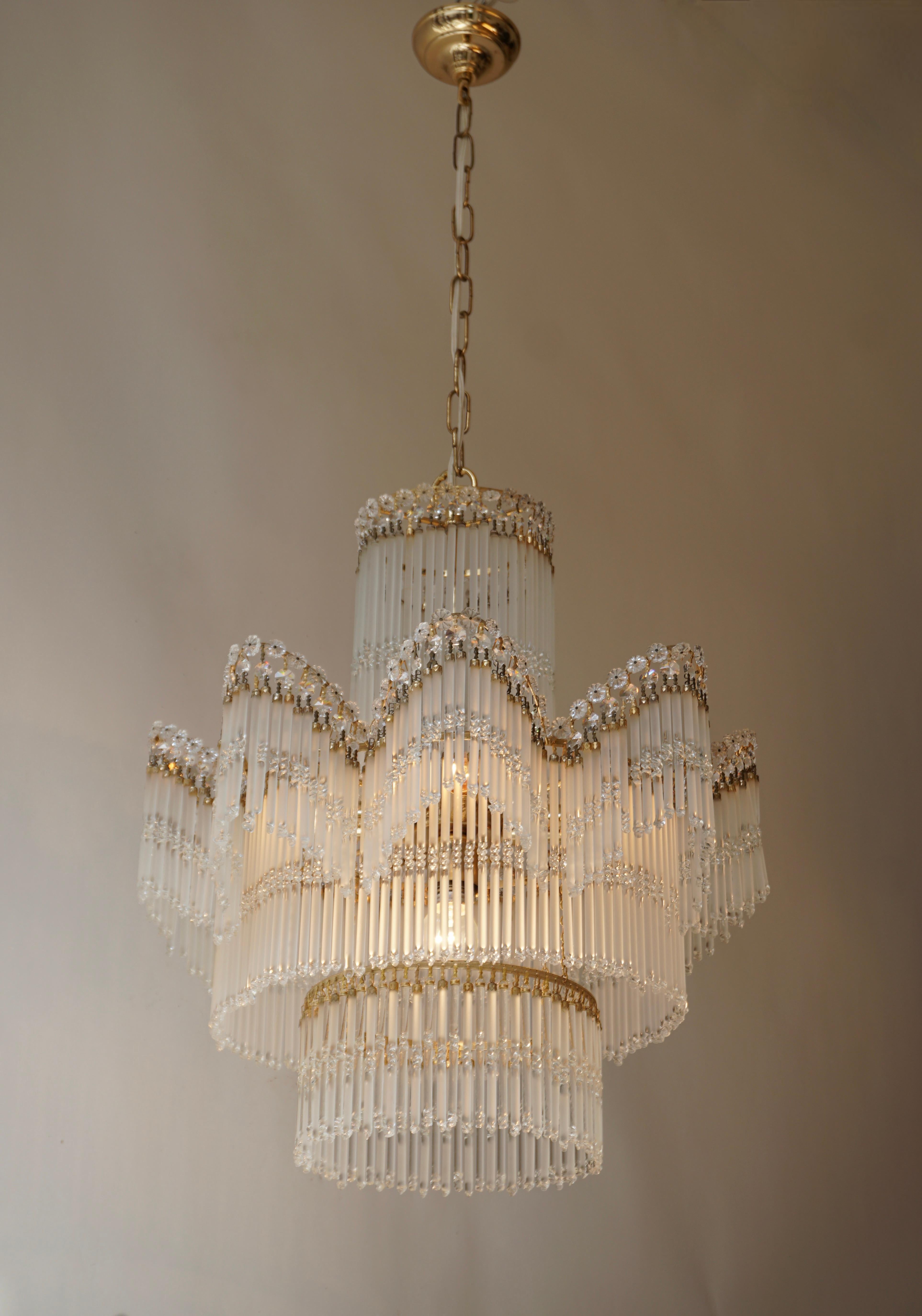 20th Century Italian Chandelier in Glass and Brass For Sale