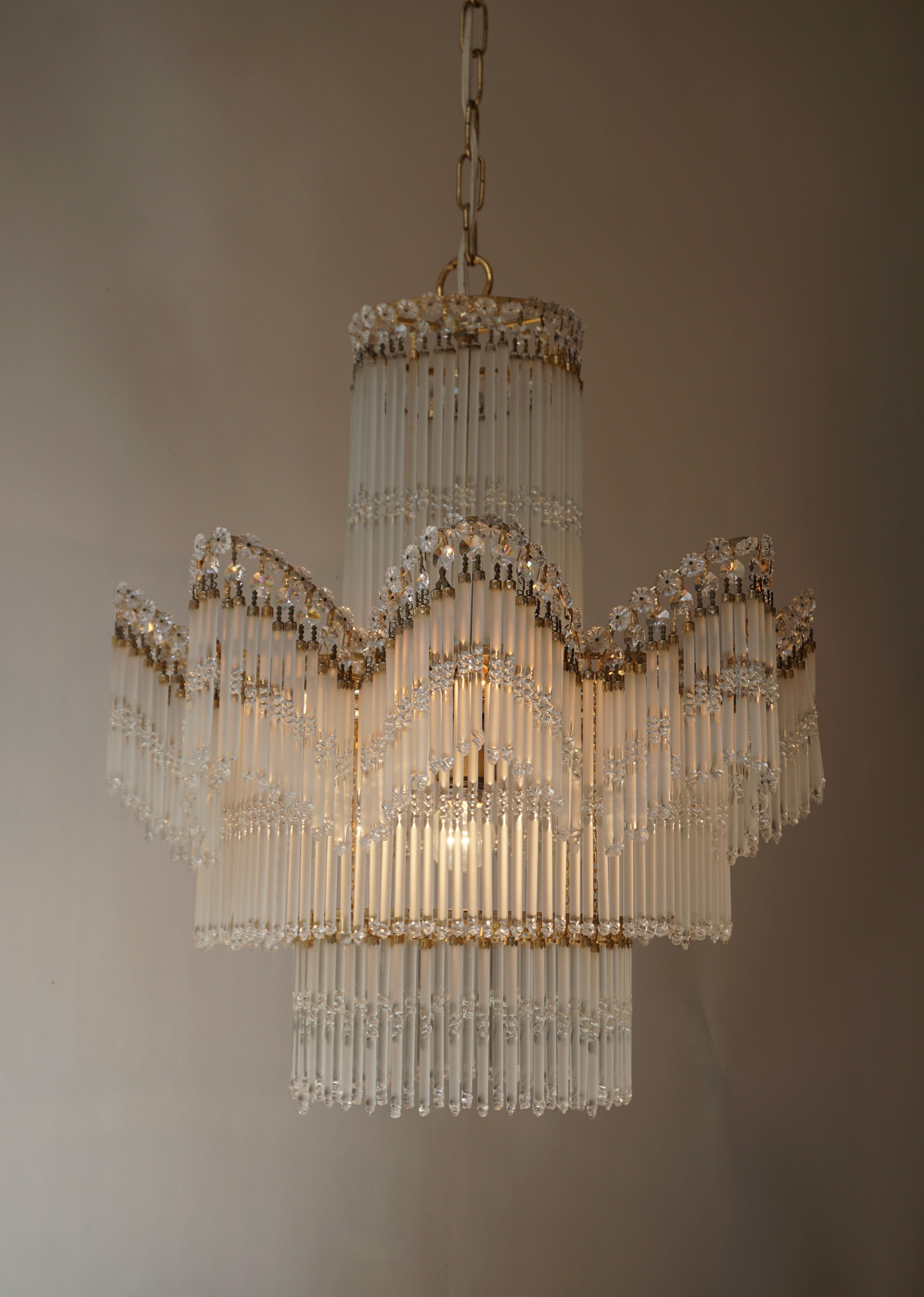 Italian Chandelier in Glass and Brass For Sale 2