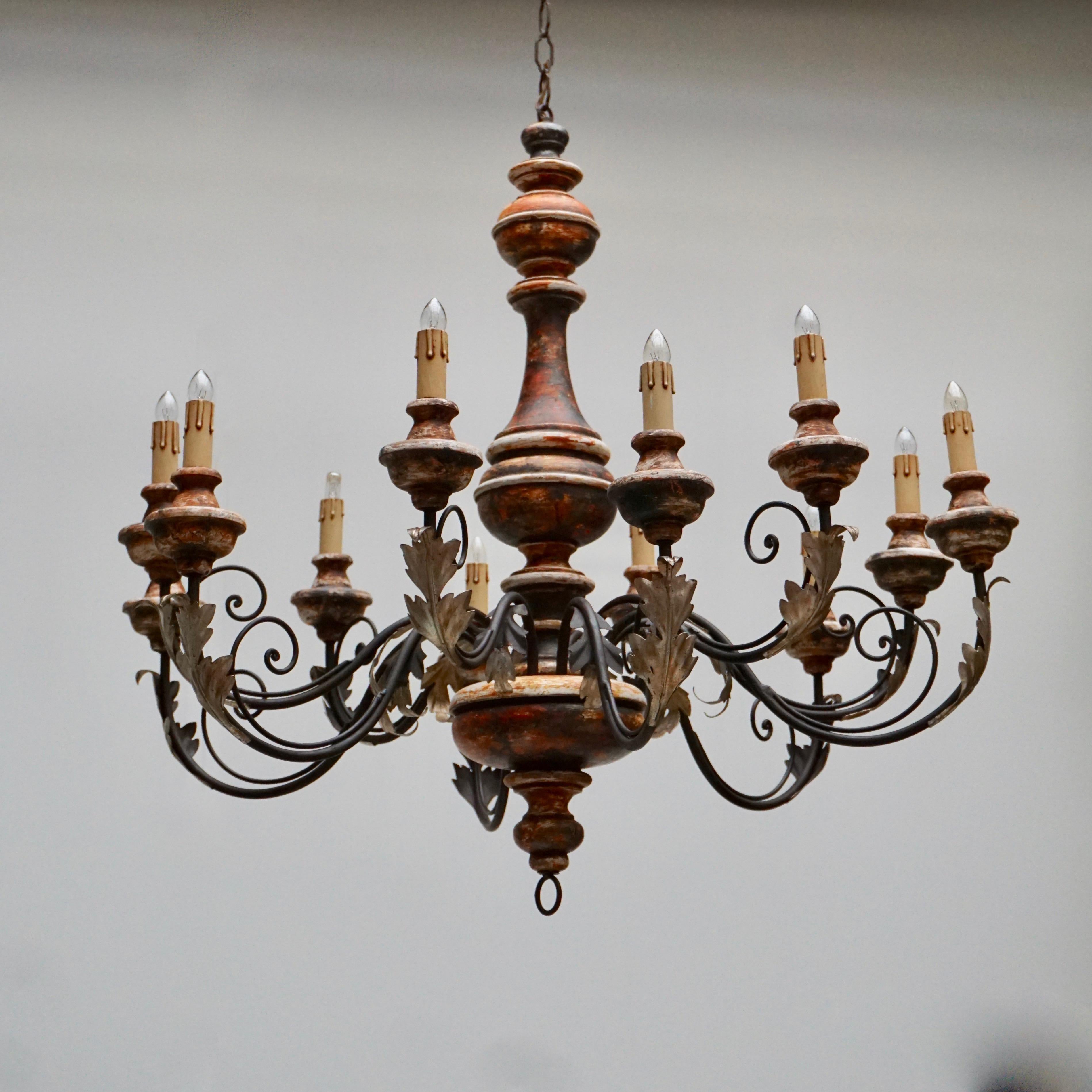 Italian Chandelier in Painted Wood 5