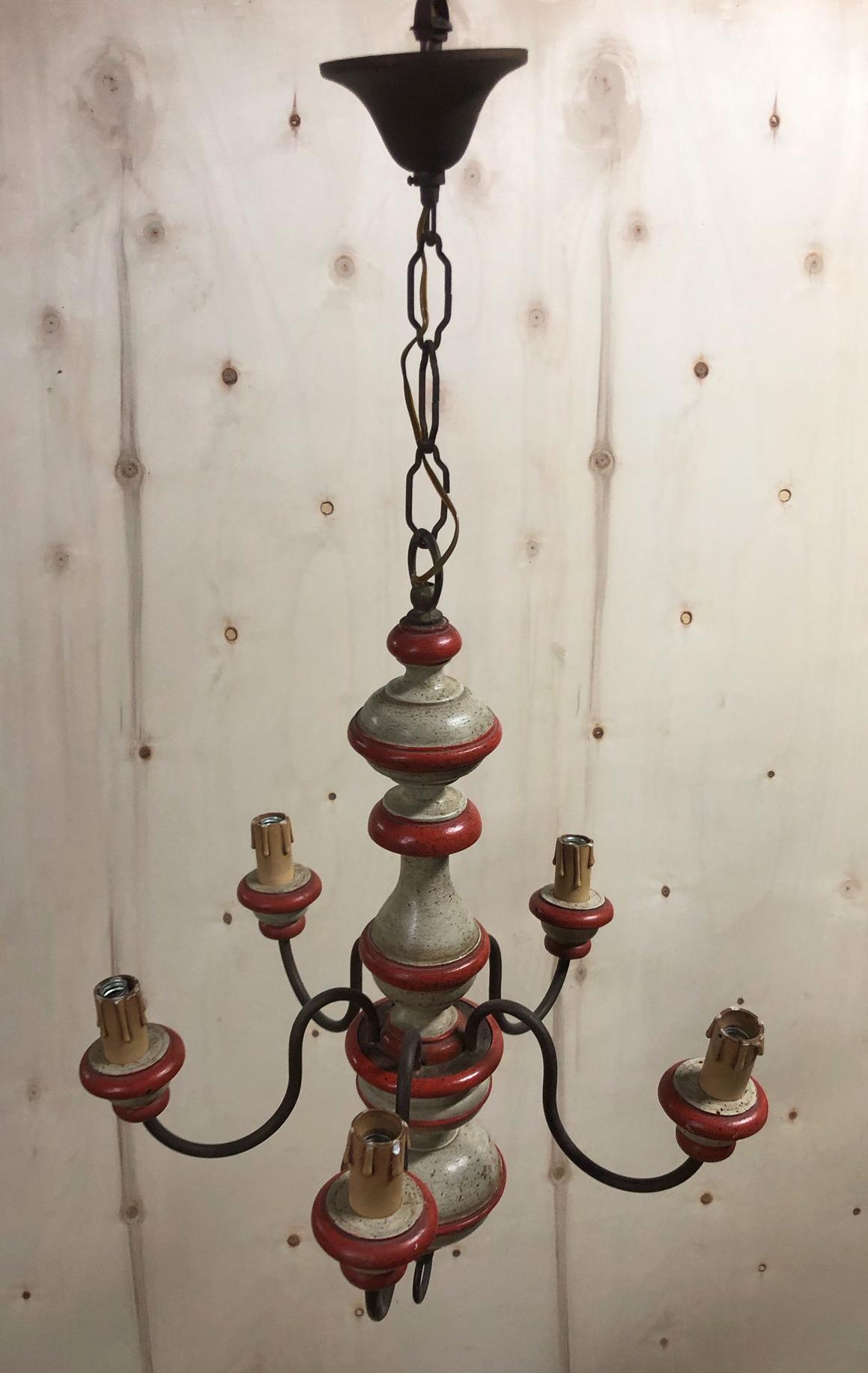Italian Chandelier in Wood with Five Lights with Two-Tone Coloring For Sale 7