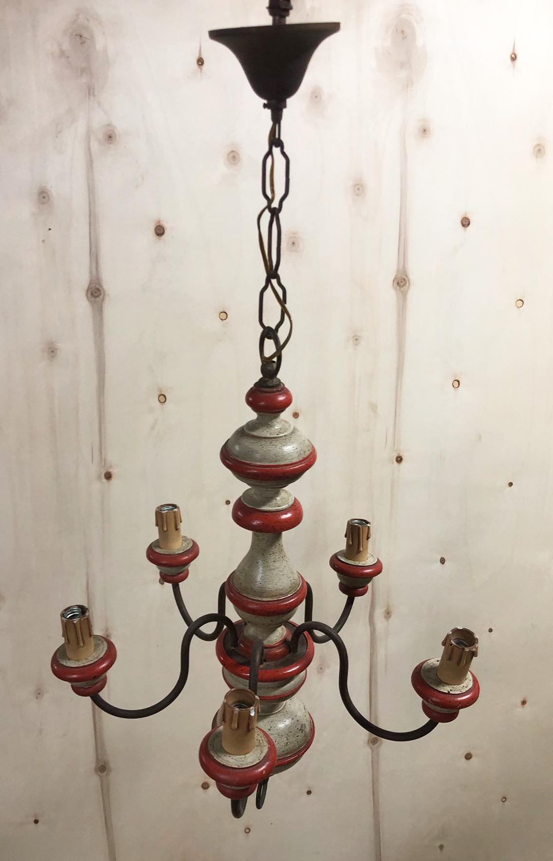 Italian Chandelier in Wood with Five Lights with Two-Tone Coloring For Sale 9