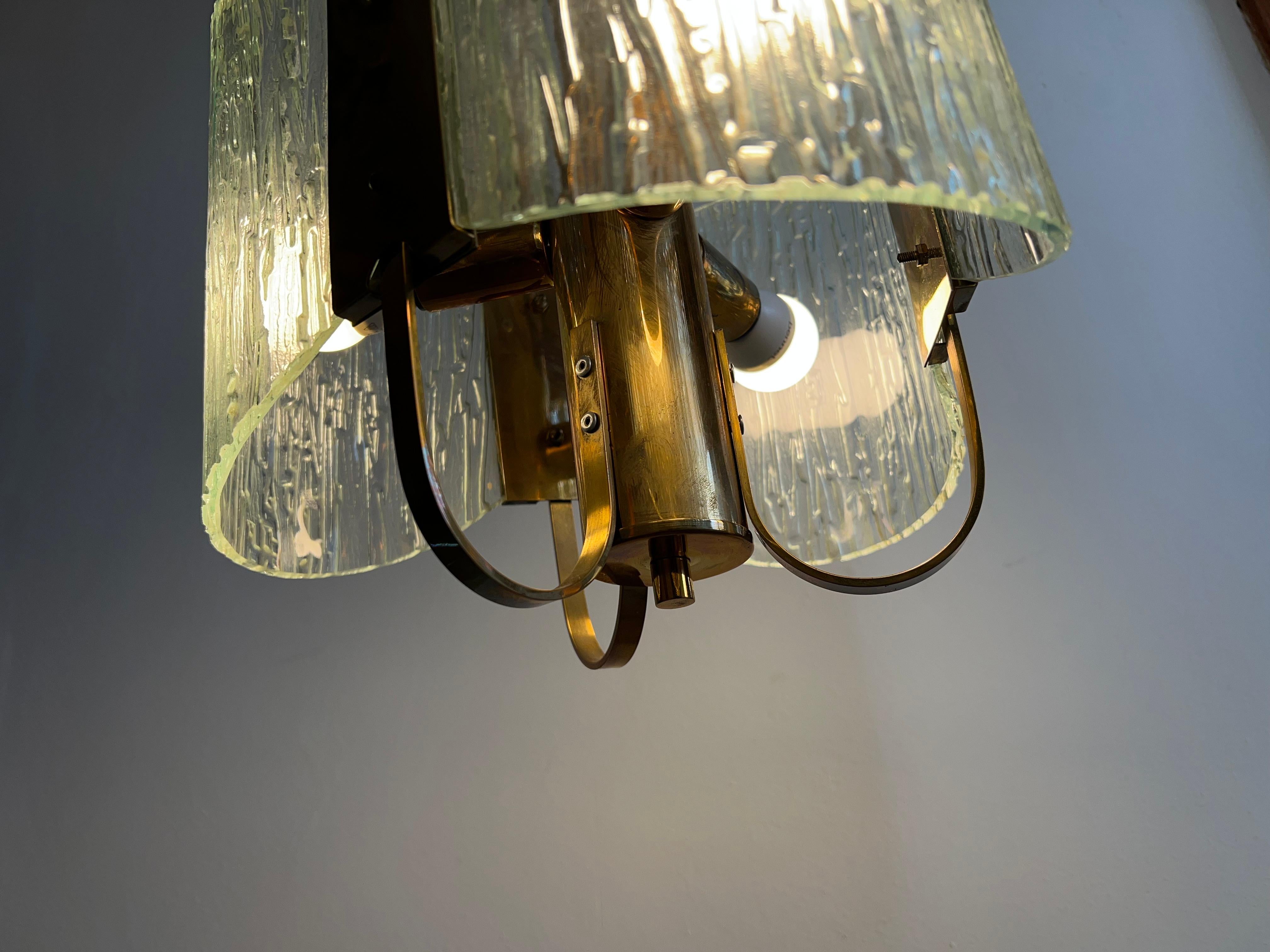 Lampadario italiano in stile Max Ingrand, 1970. In condizioni ottime in vendita a Budapest, HU