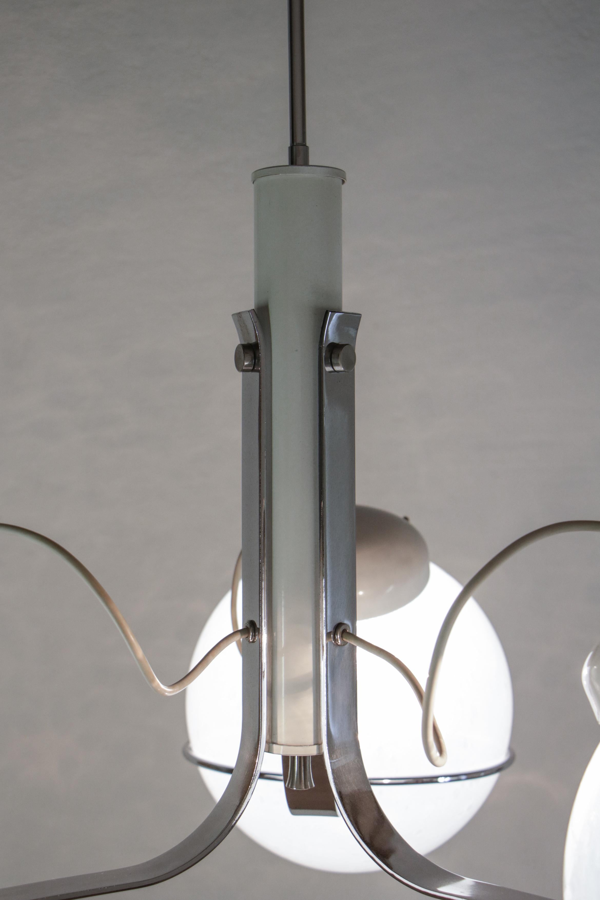 Italian Chandelier Pendant Light Murano Glass Attributed to Gino Sarfatti, 1970s For Sale 8