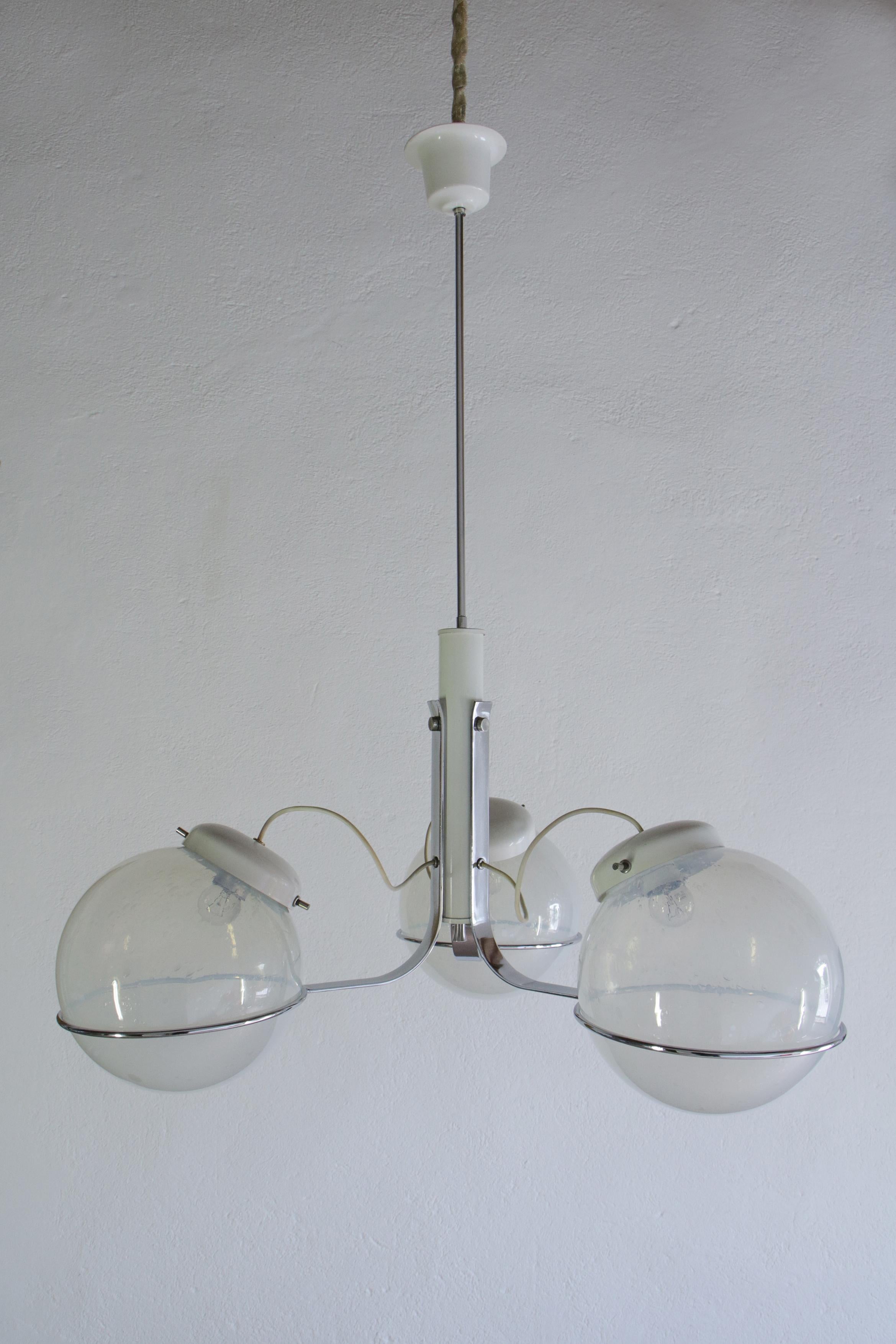 Mid-Century Modern Italian Chandelier Pendant Light Murano Glass Attributed to Gino Sarfatti, 1970s For Sale