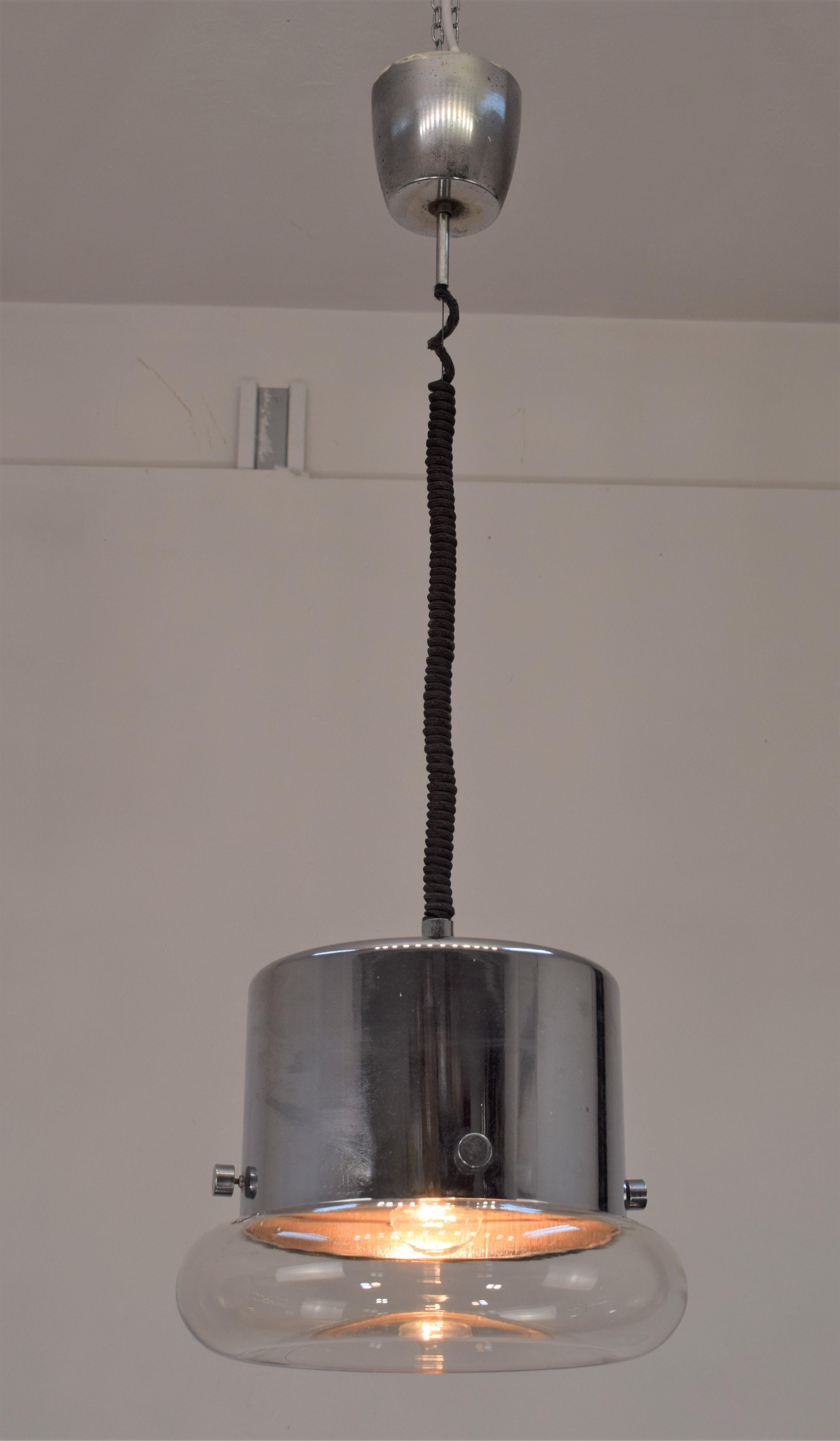 Italian chandelier, steel and glass, 1970s.

Dimensions: H= 90 cm; D= 31 cm.