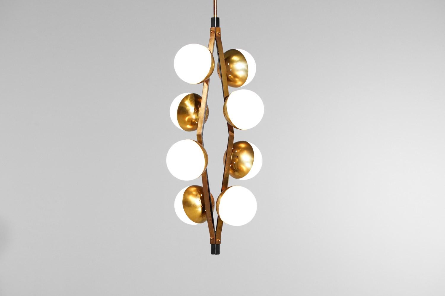 Italian chandelier Stilnovo 8 globes in original opaline from 60's  For Sale 8