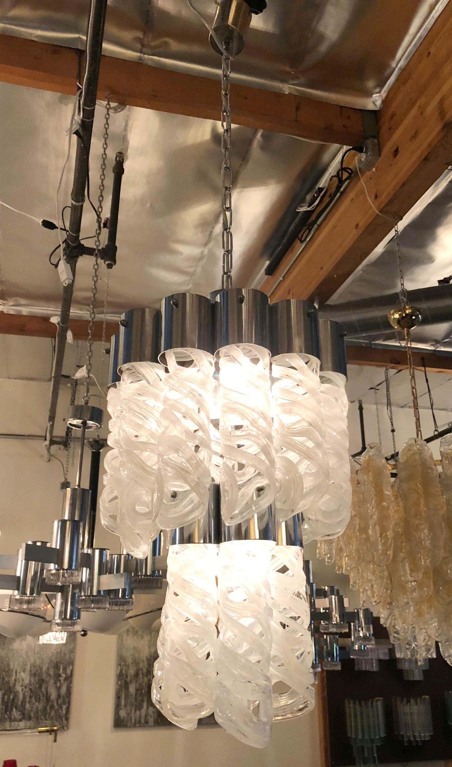 Late 20th Century Italian Chandelier w/ White Spiral Shape Murano Glass on Chrome Frame 1970s For Sale