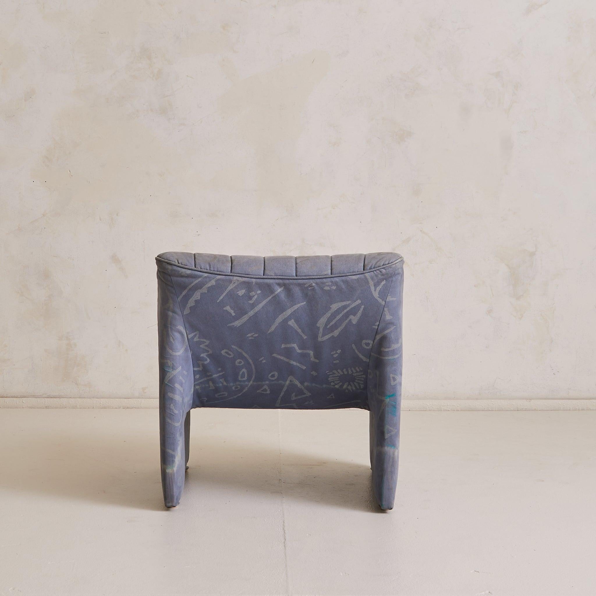 Italian Channel-Back Lounge Chair in Original Denim, 1970s - 2 Available im Zustand „Gut“ im Angebot in Chicago, IL