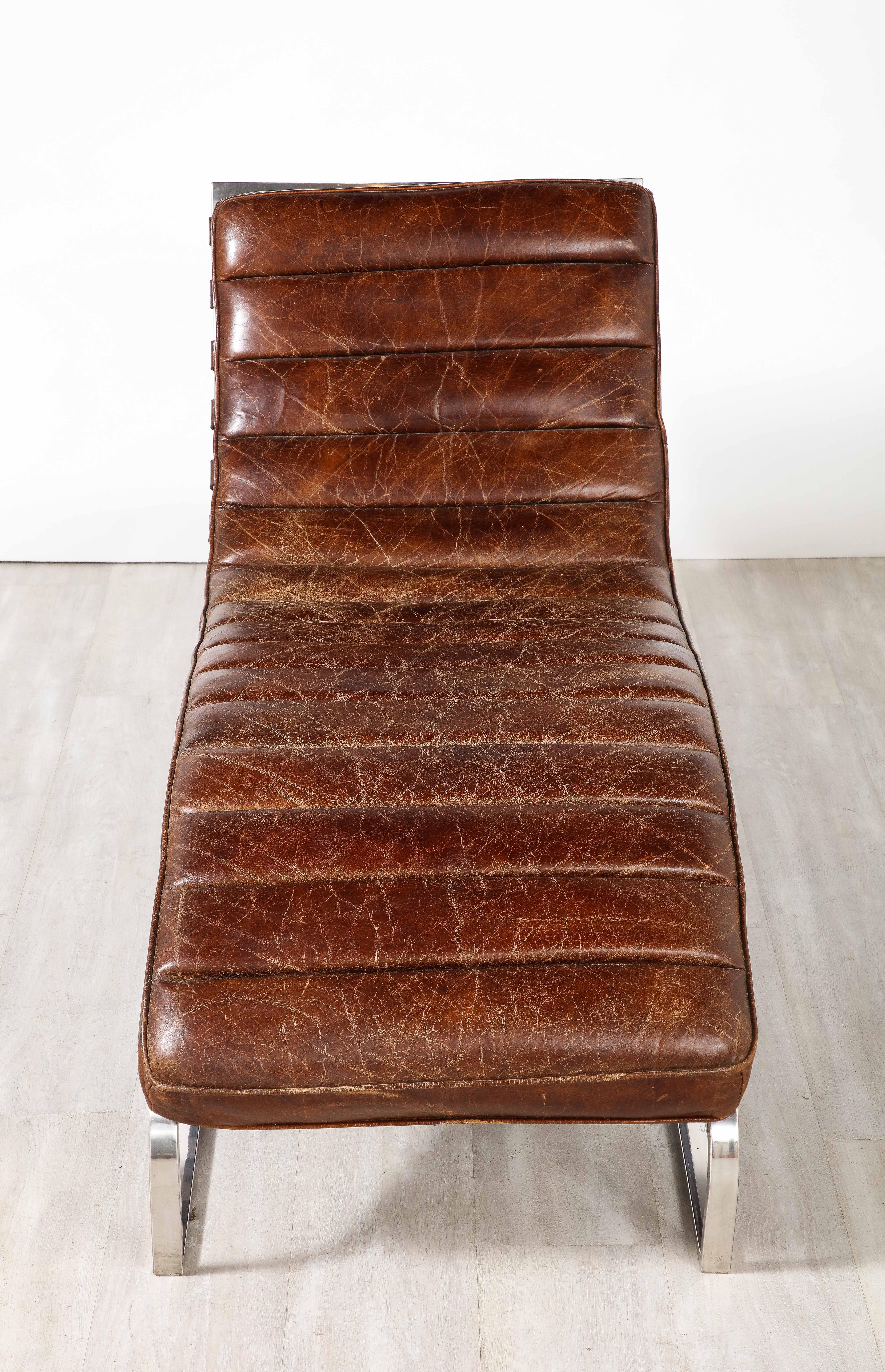 Italian Channeled Leather and Chrome Chaise Longue, 1970 For Sale 7