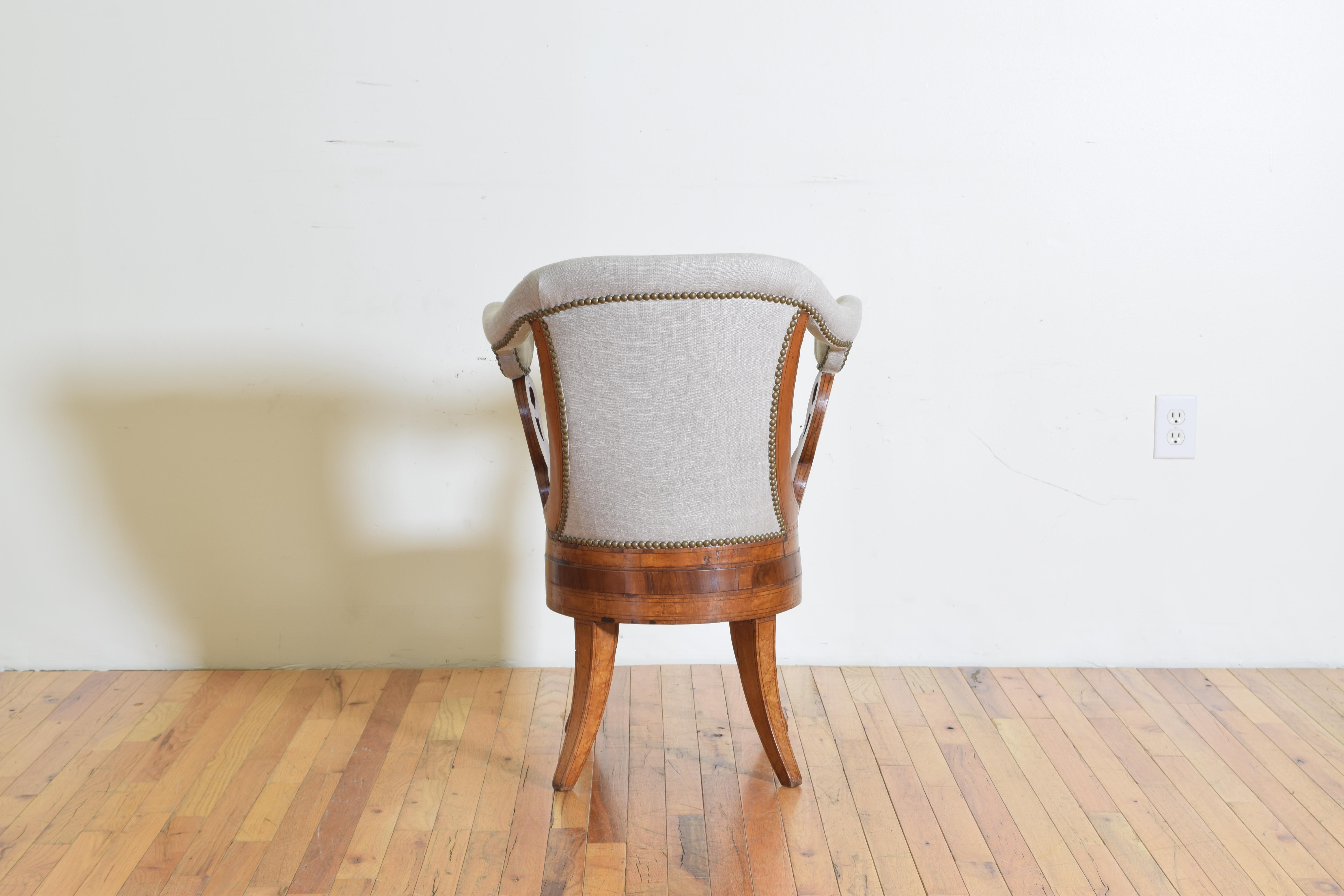 Italian Charles X Period Rosewood and Maple Veneered Armchair, circa 1830-1840 2