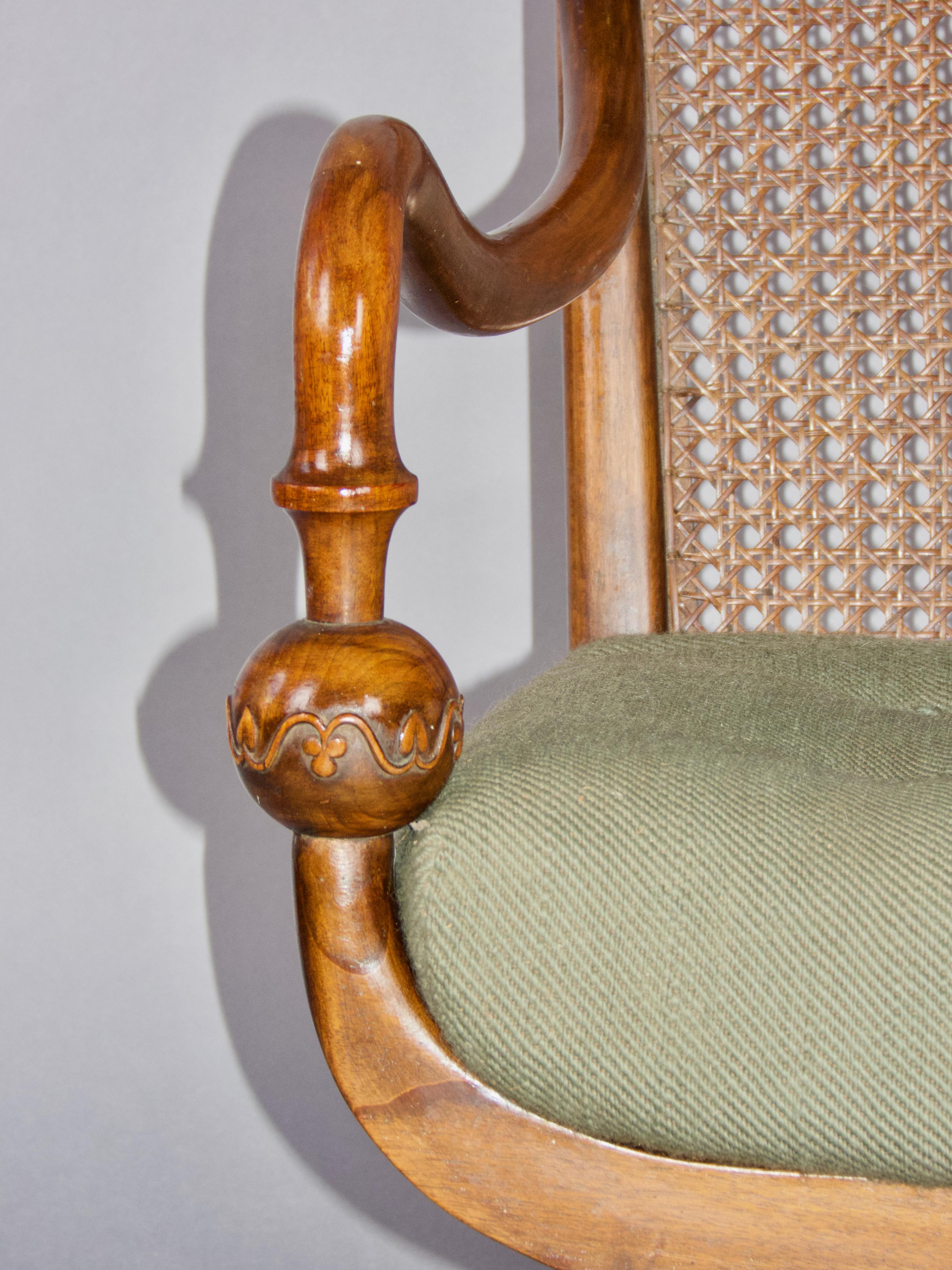 Milieu du XXe siècle Fauteuil de charme italien en tissu et Wood Wood