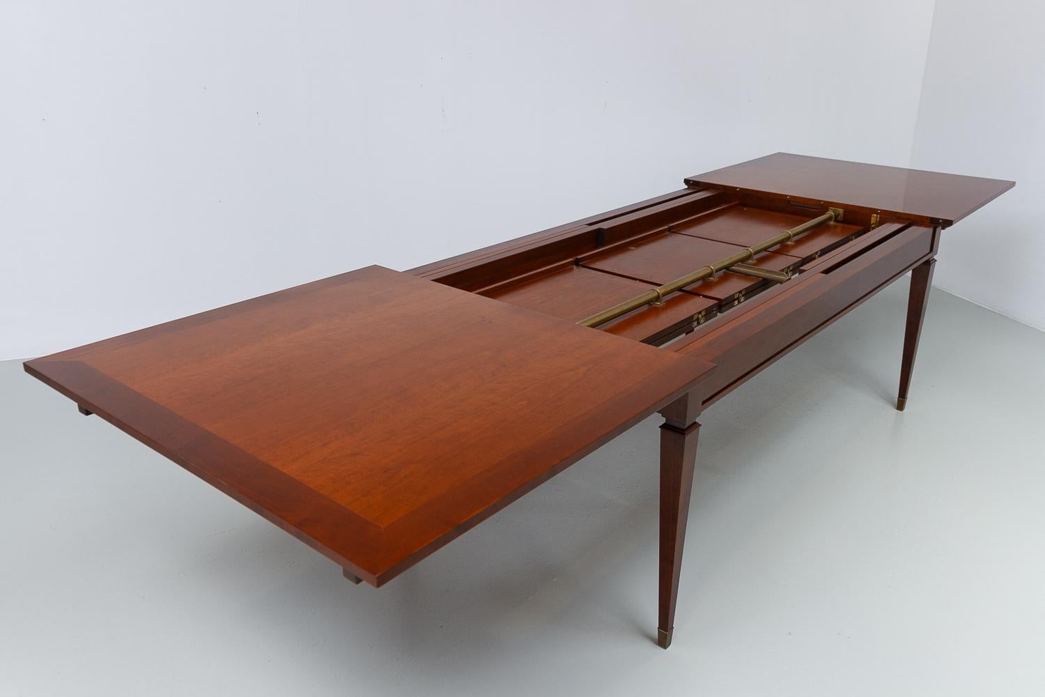 Italian Cherry Extendable Dining Table by Annibale Colombo, late 20th Century. 3