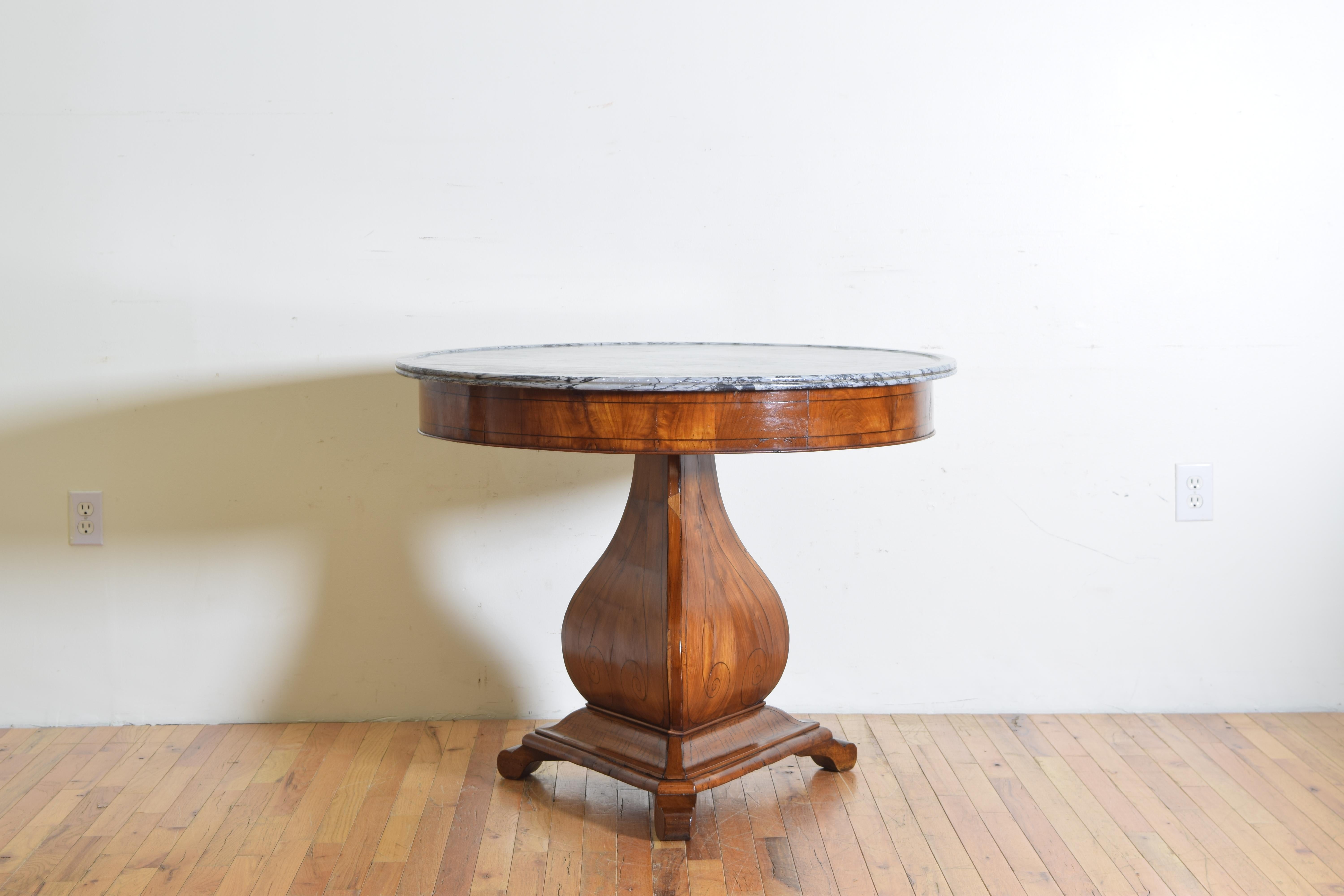 Italian Cherrywood Veneered and Inlaid Marble-Top Center Table, Mid-19th Century In Good Condition In Atlanta, GA