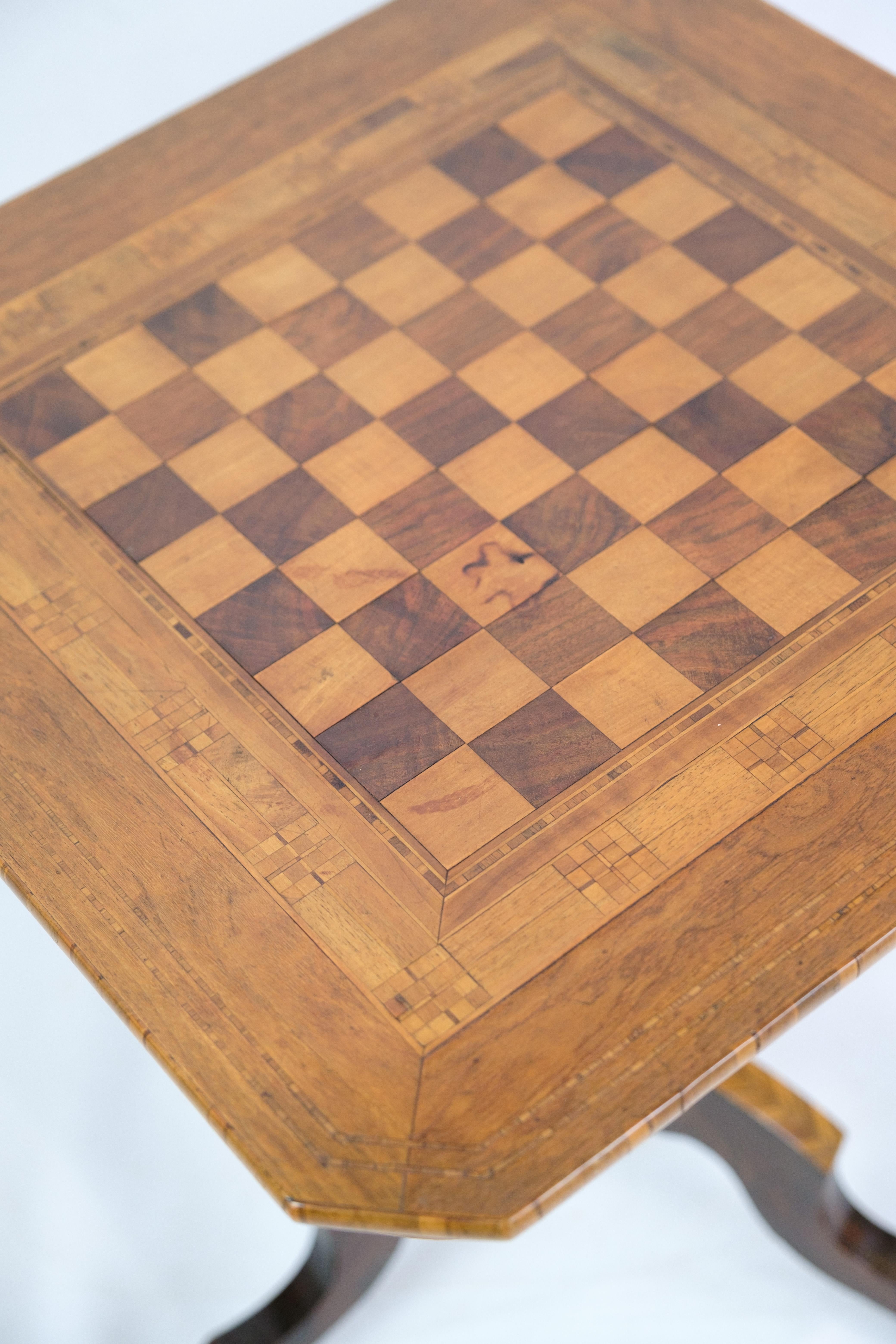   Italian Chessboard Made from Fruitwood From 1860s For Sale 1