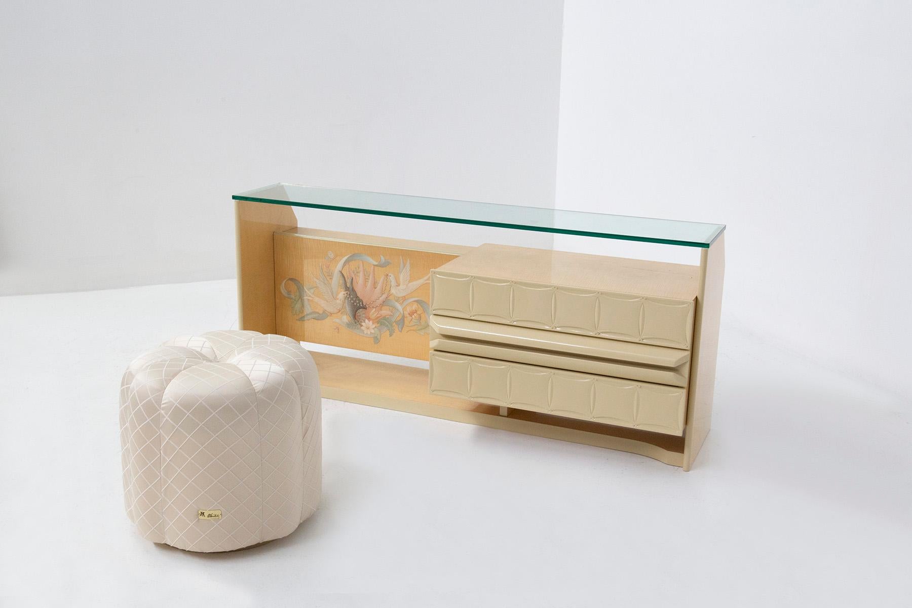 Mid-20th Century Italian Chest of Drawers by Giovanni Gariboldi in Inlaid Wood and Glass For Sale