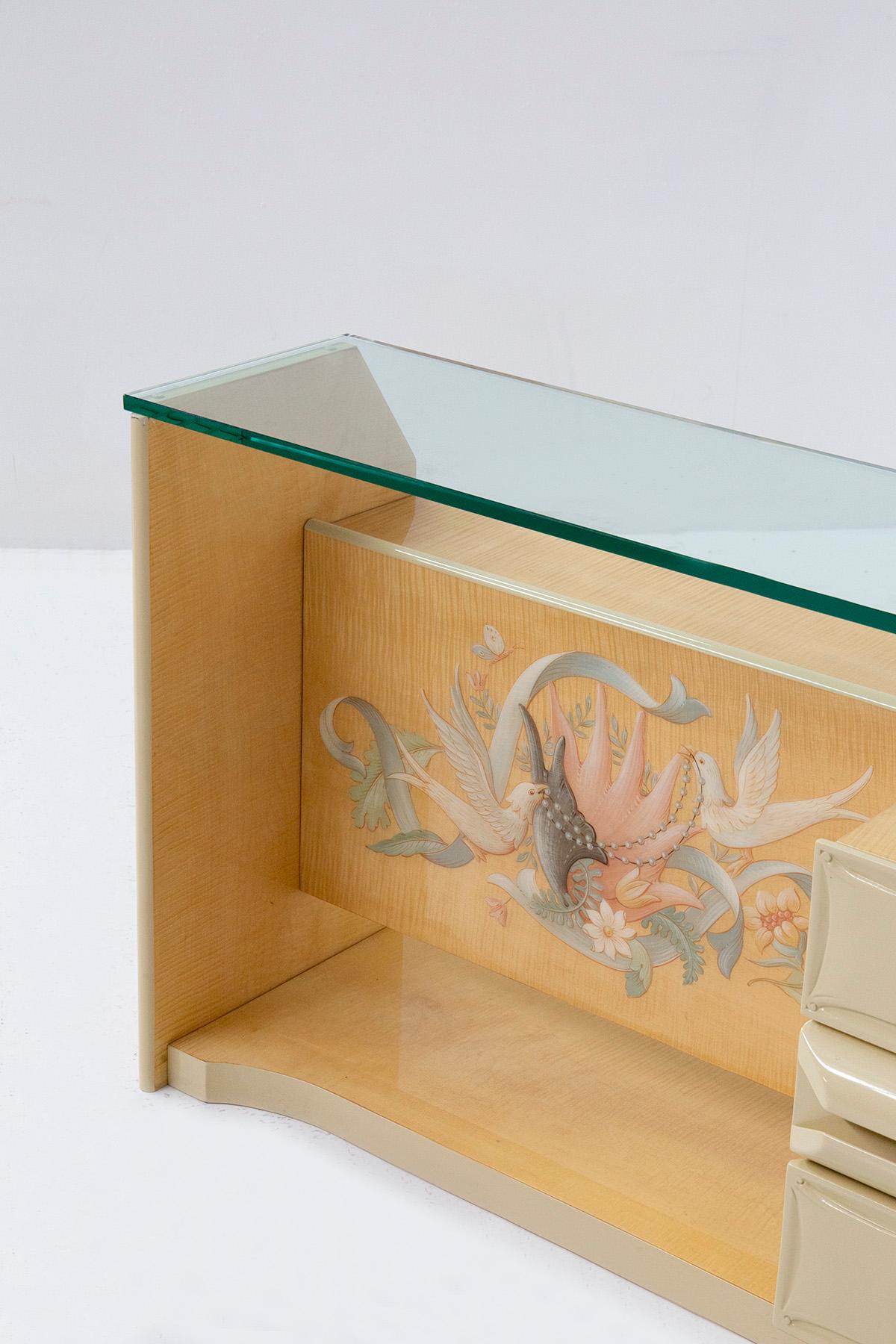 Italian Chest of Drawers by Giovanni Gariboldi in Inlaid Wood and Glass For Sale 2