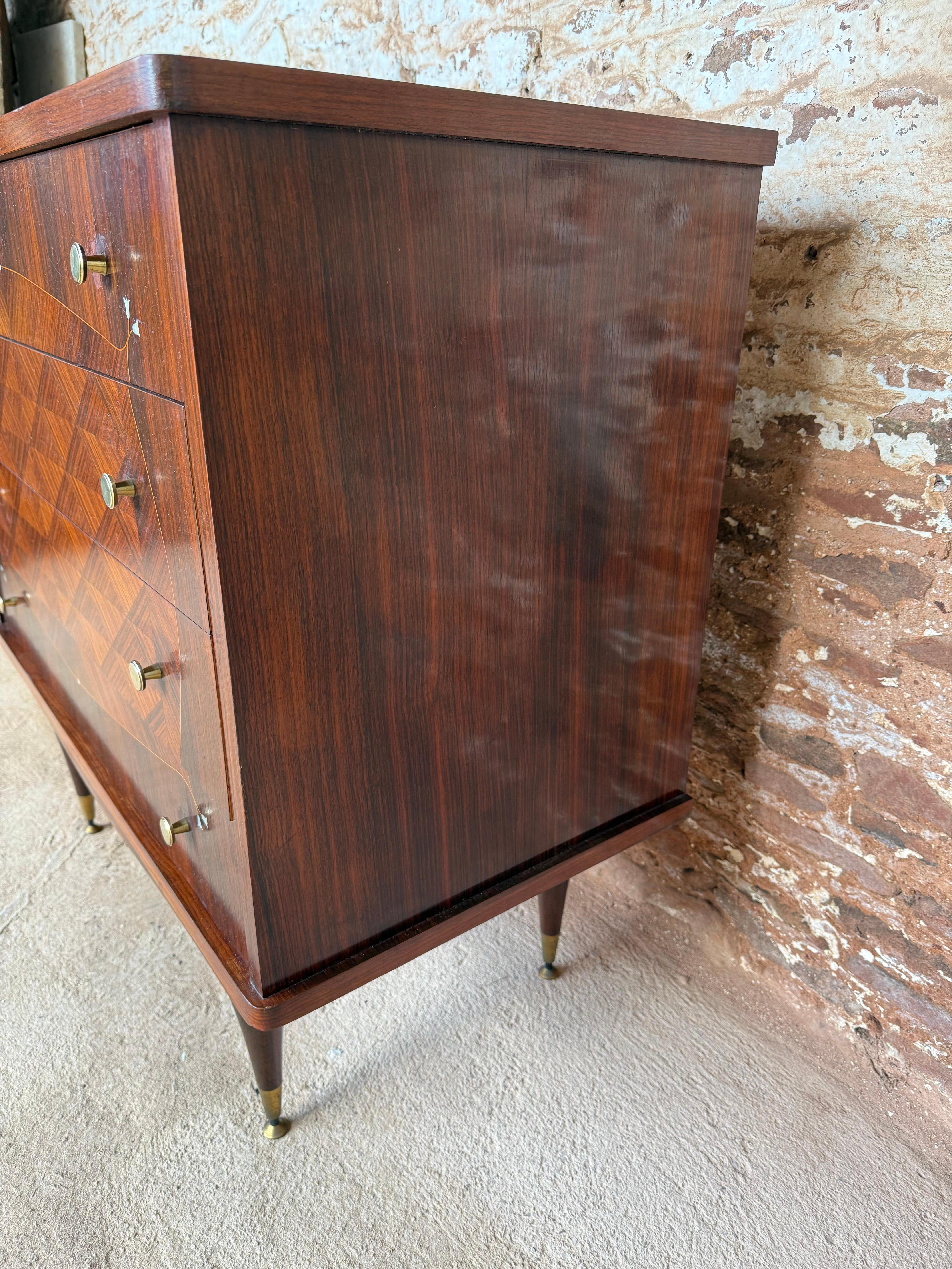 Italian chest of drawers / commode , mid century For Sale 7