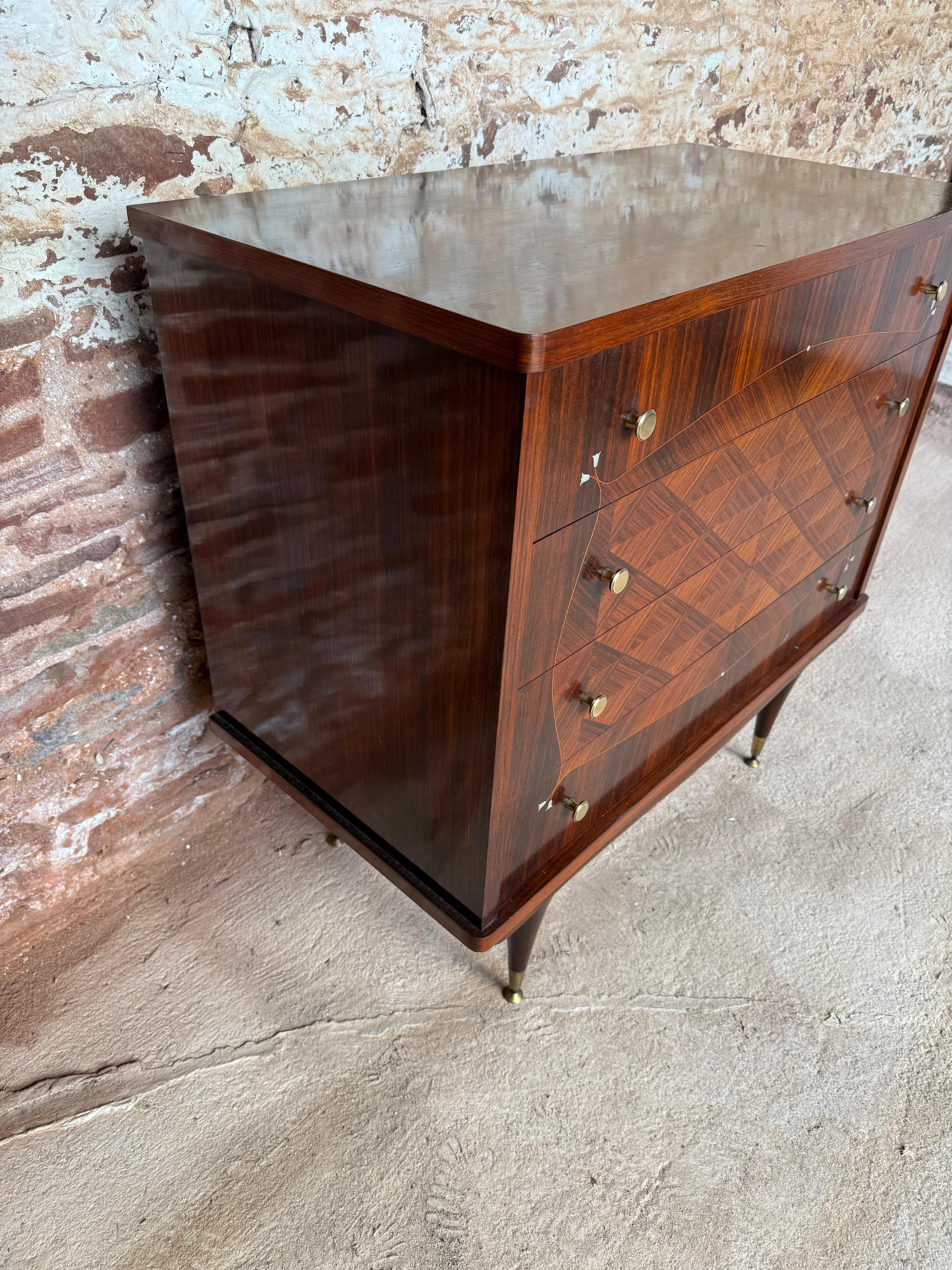 Italian chest of drawers / commode , mid century For Sale 2