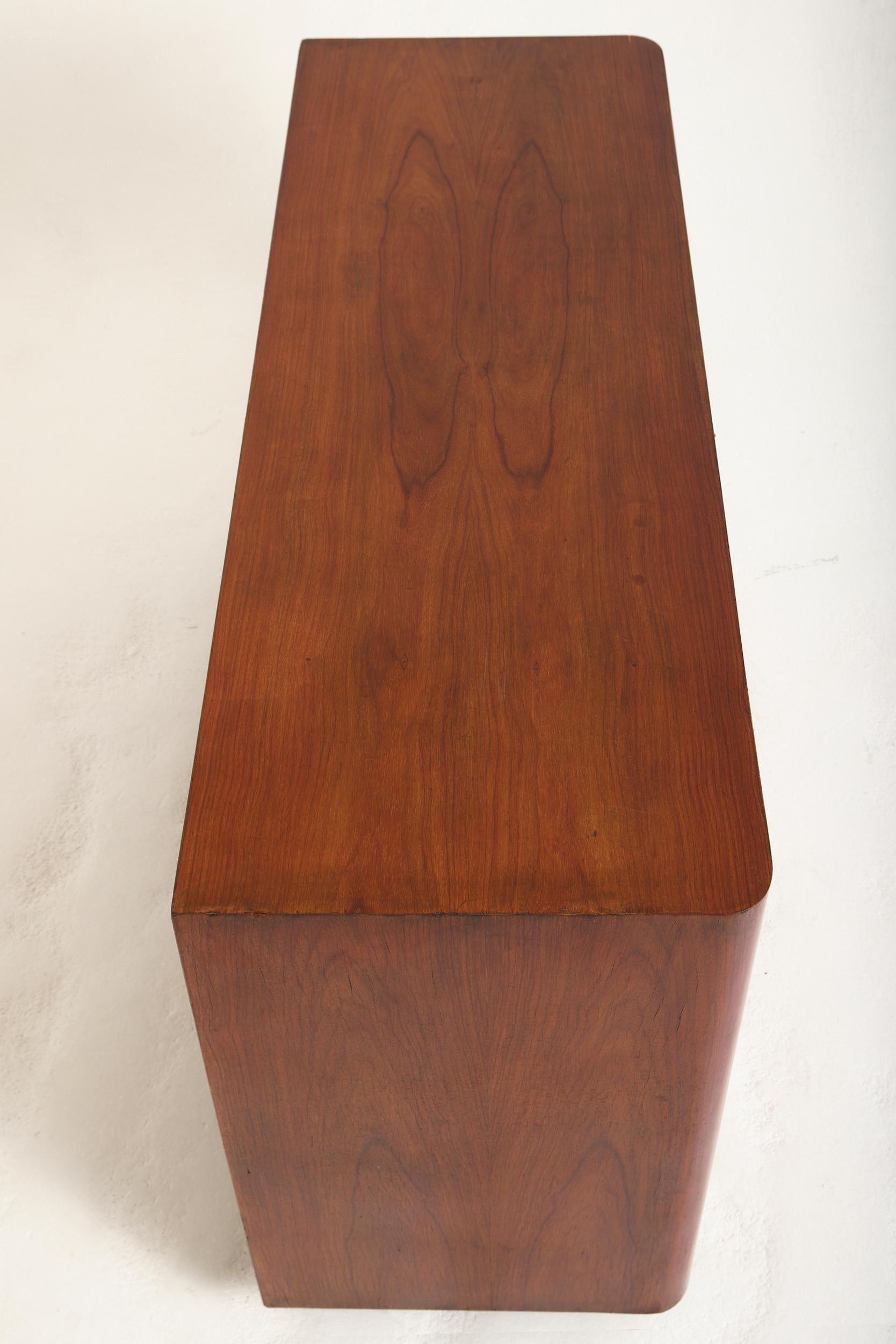 Italian Chest of Drawers in vendita 8