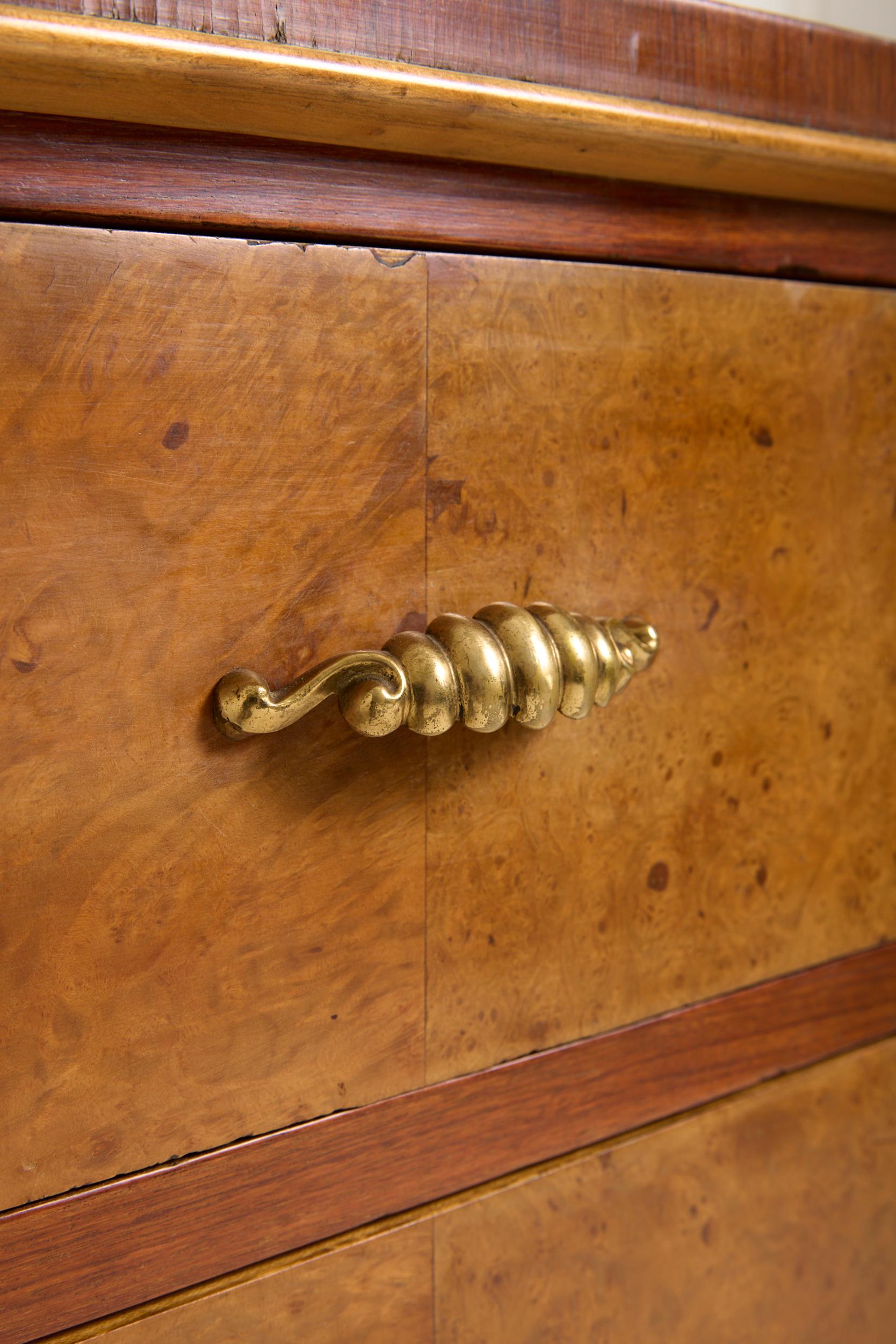 Metà XX secolo Italian Chest of Drawers in vendita