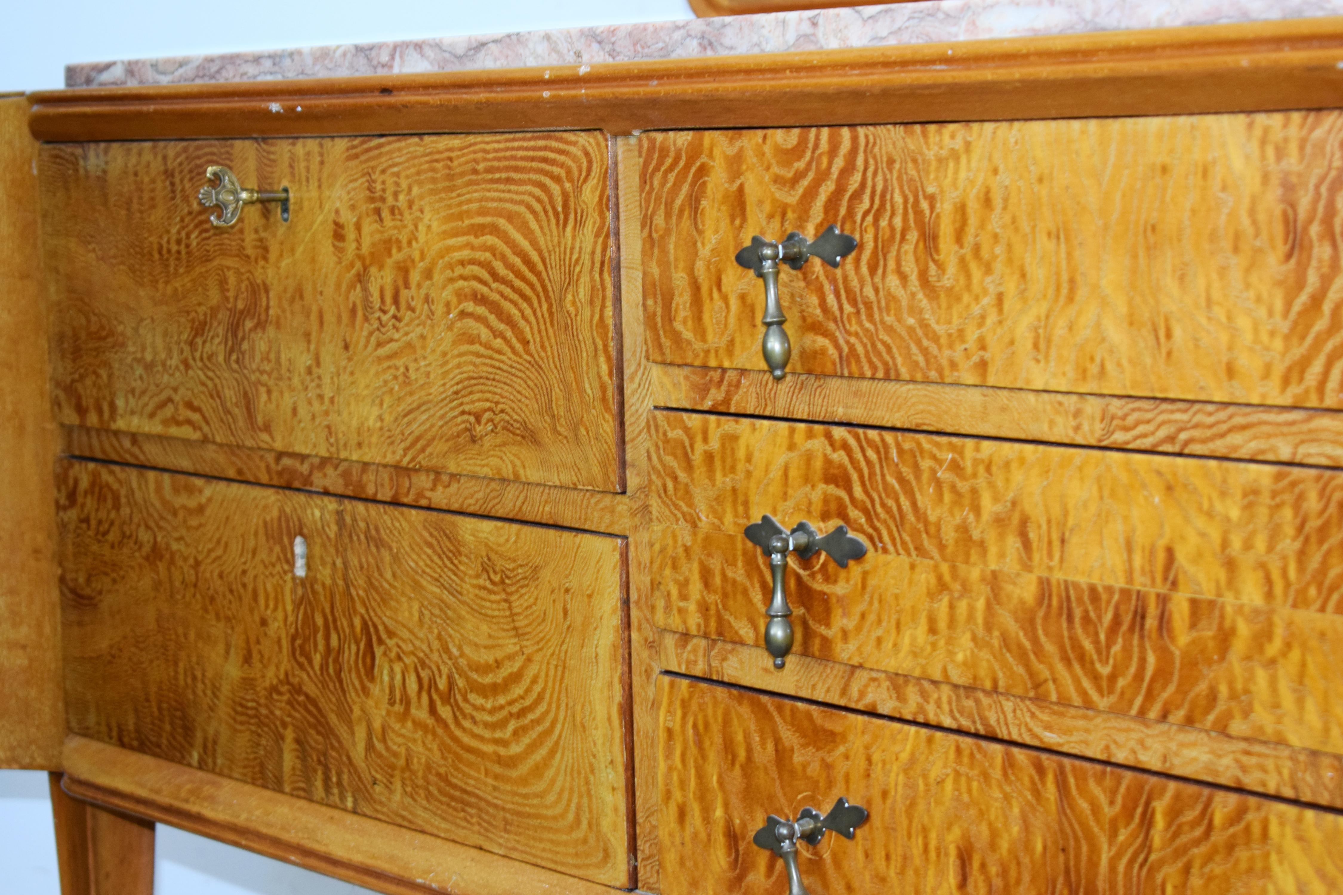 Mid-Century Modern Italian Chest of Drawers with Mirror, 1950s For Sale