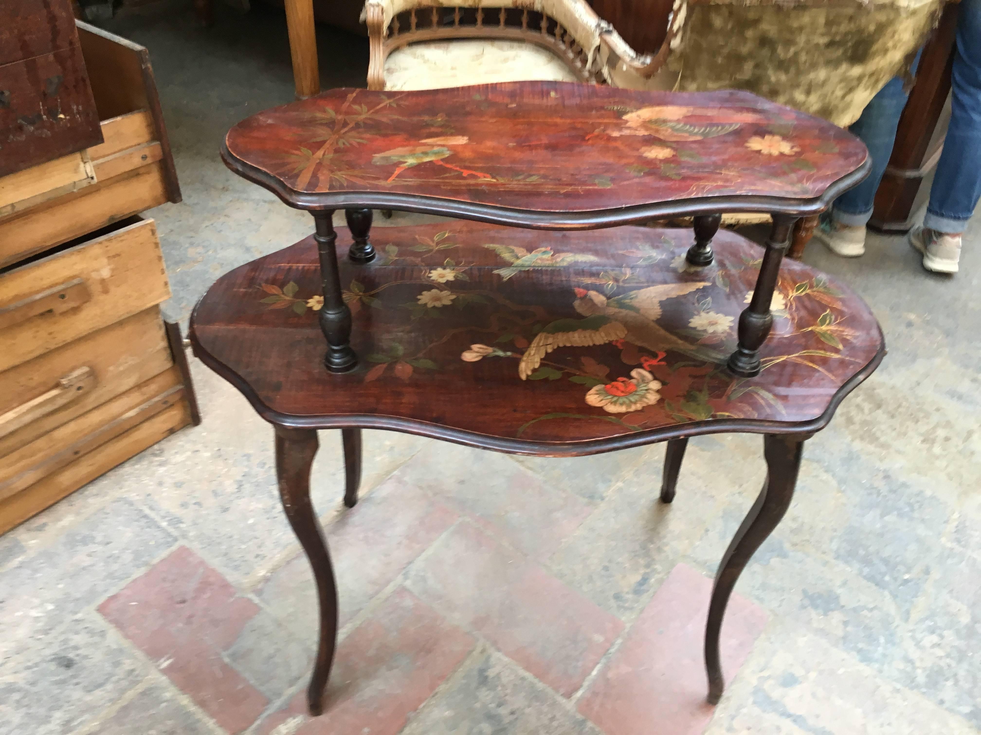 Italian Chinoiserie Etagere Table from 1930s In Good Condition For Sale In Florence, IT