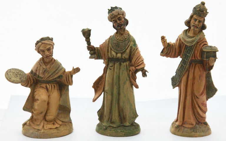 Italian Christmas Nativity Scene with 10 Traditional Figures and Wooden ...