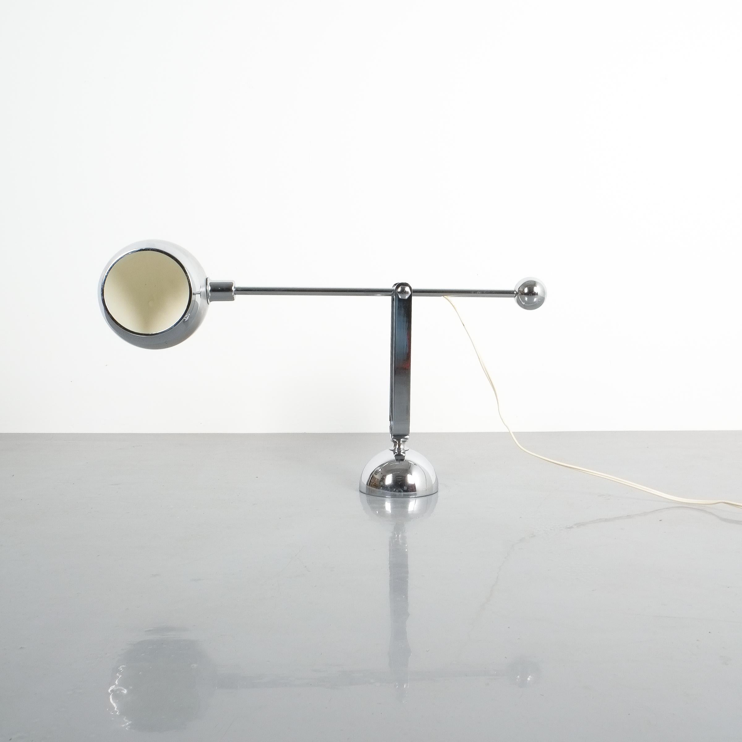 Italian Chrome Counterweight Table Lamp by Sergio Asti In Good Condition In Vienna, AT