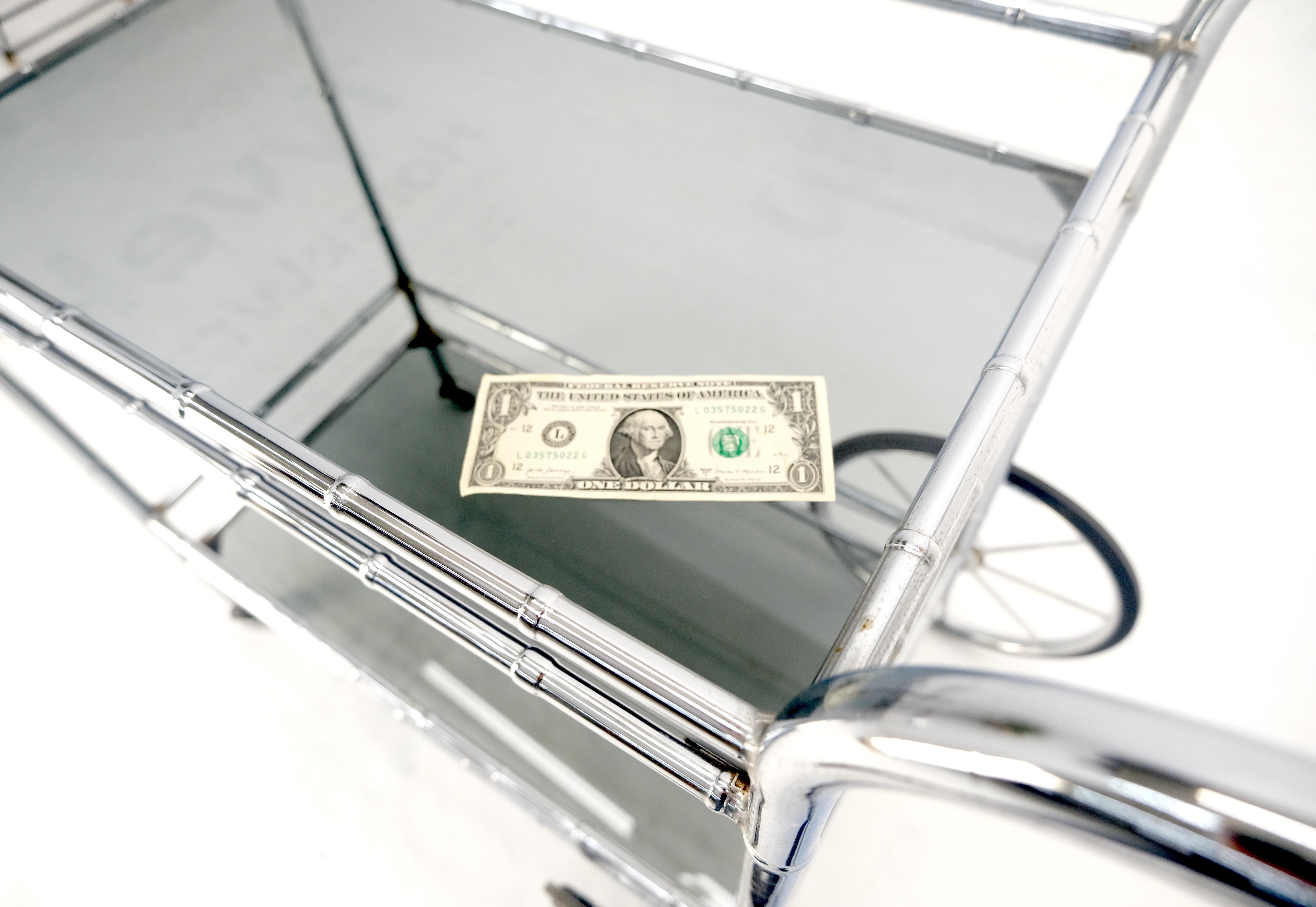 Table de bar à deux étages en faux bambou chromé et verre fumé MINT en vente 4