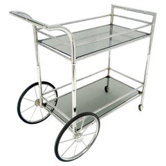 Carrelli e carrelli da bar in stile Mid-Century Modern