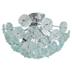 Lampada da incasso italiana cromata e con fiori di vetro attribuita a Max Ingrand