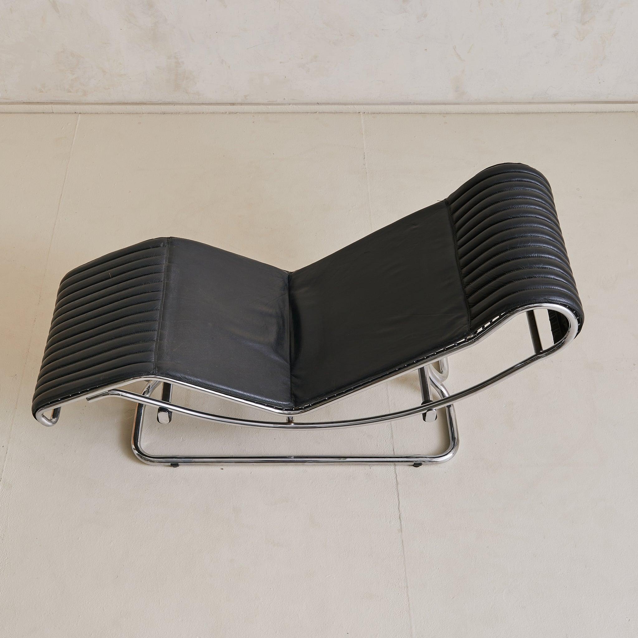 Italian Chrome + Leather Chaise Lounge by Guido Faleschini, 1970s (Leder) im Angebot