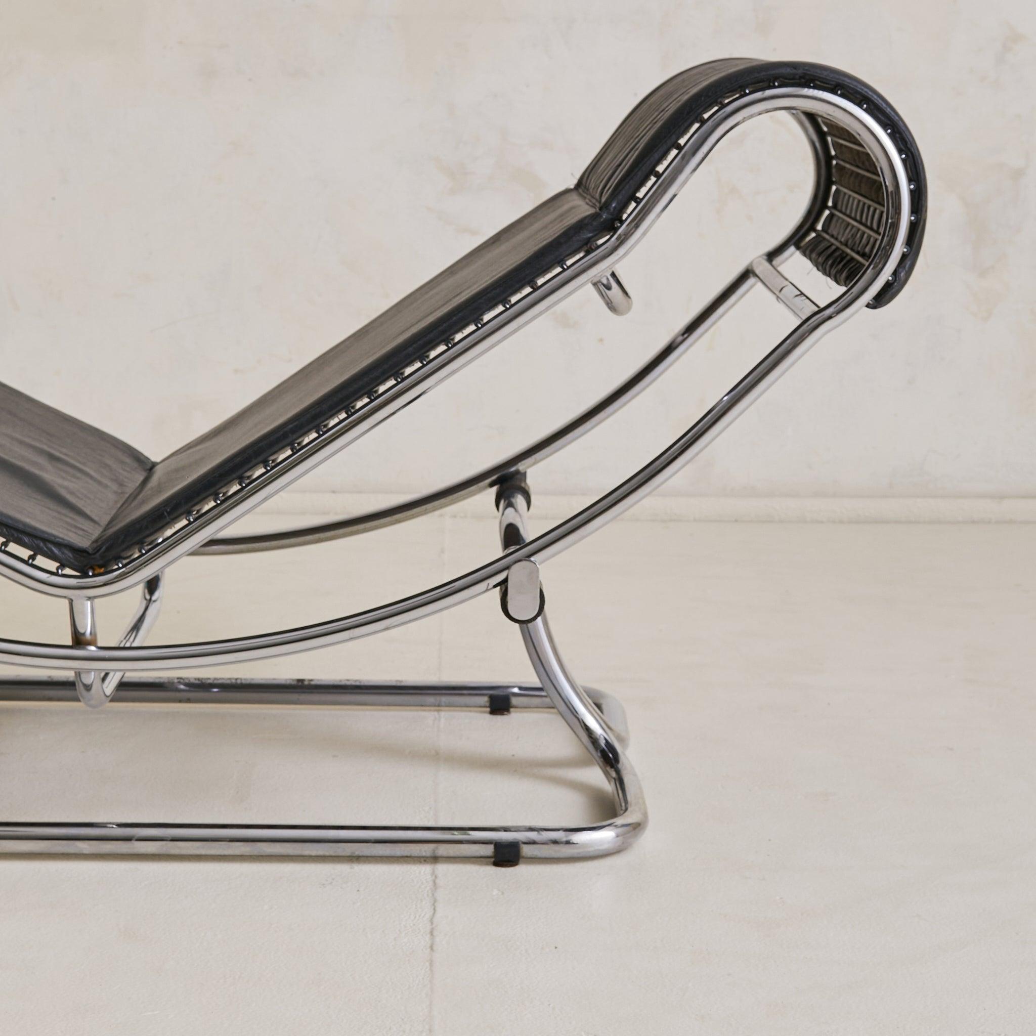 Italian Chrome + Leather Chaise Lounge by Guido Faleschini, 1970s im Angebot 2