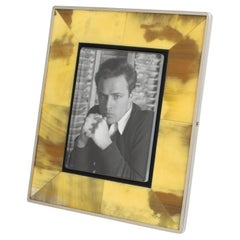 Marco con incrustaciones de cromo y cuerno, hacia 1970