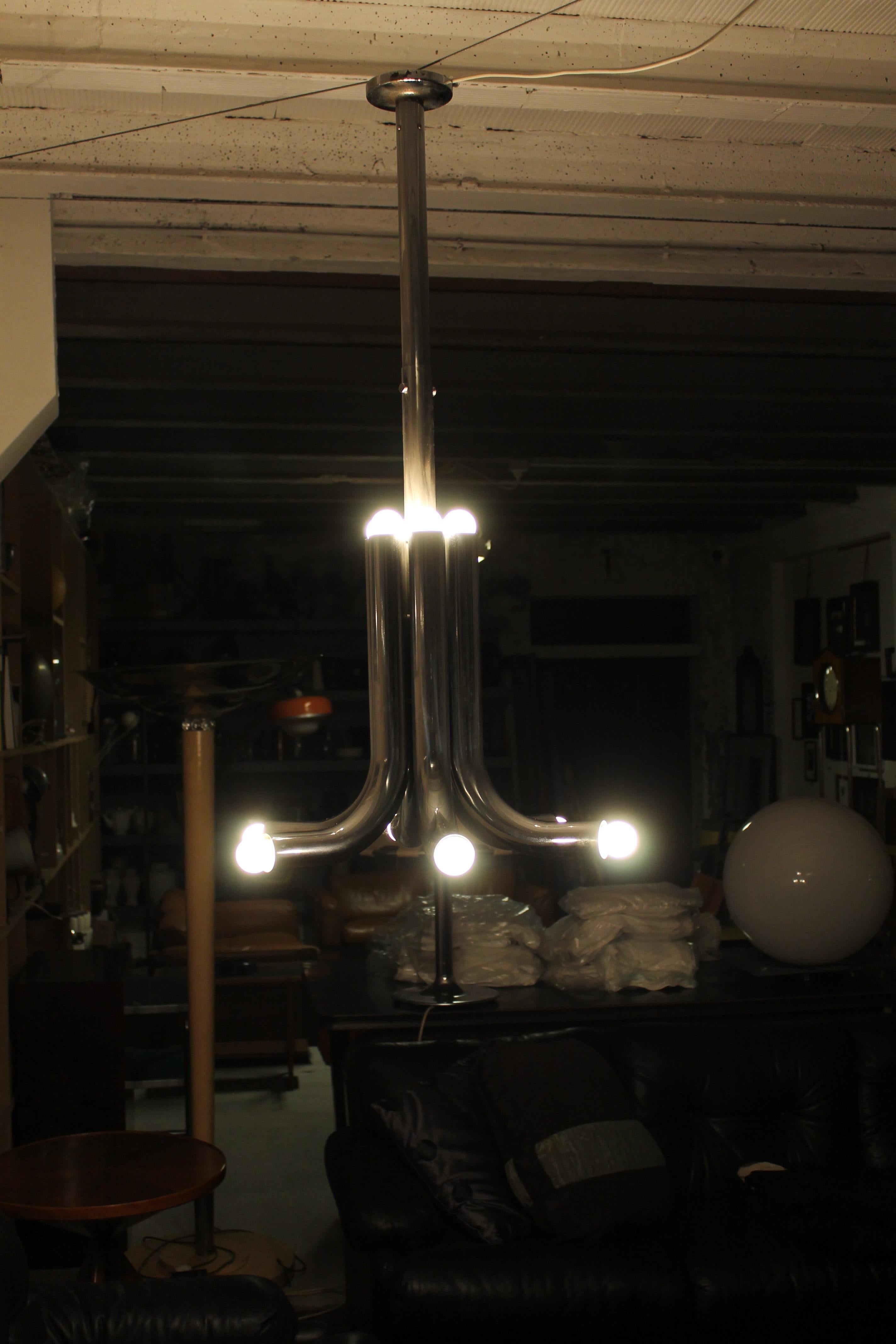 Lampe à suspension italienne mi-siècle en métal chromé de Stilux Milano, 1968 en vente 1