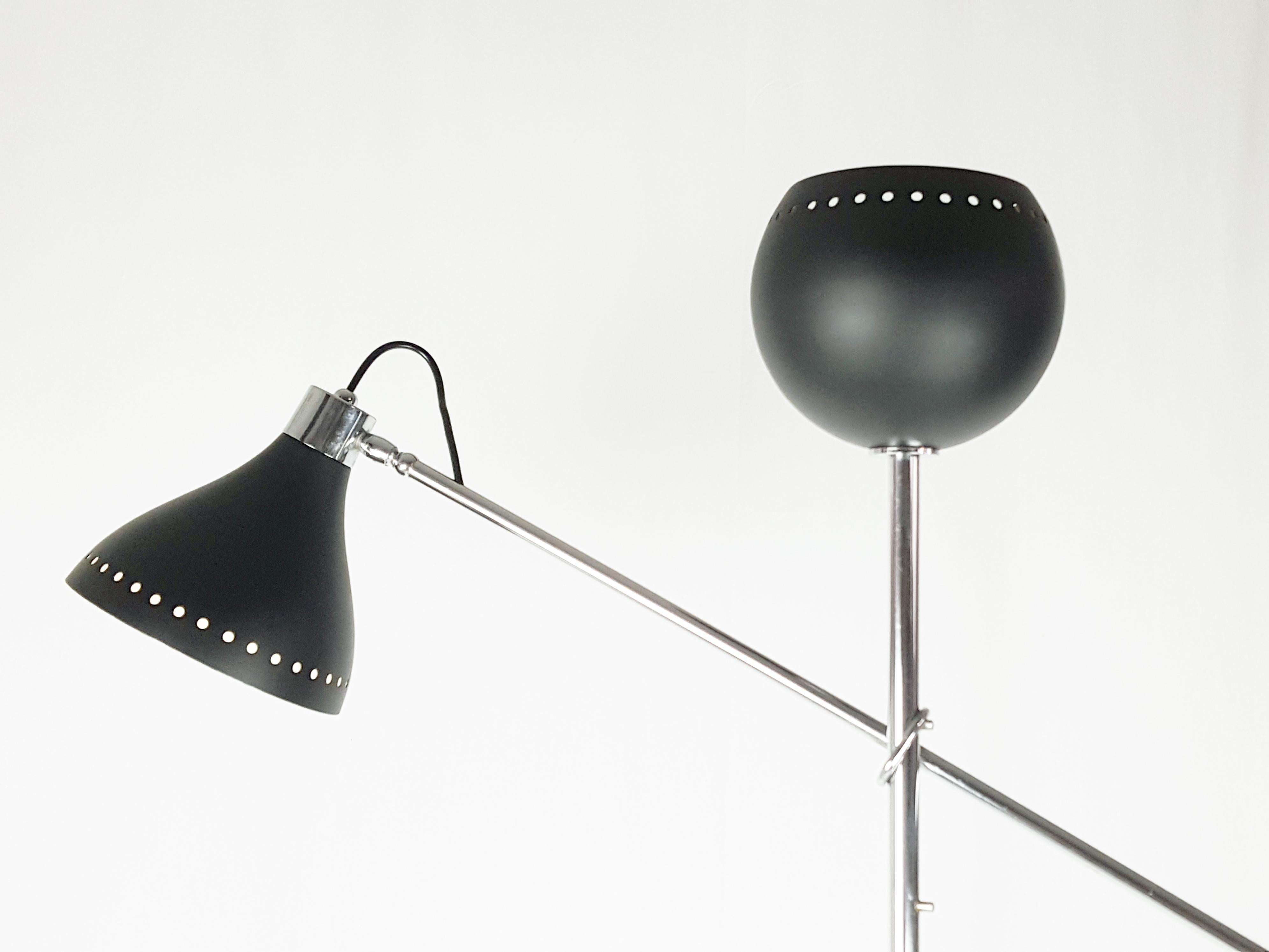 Italian Chrome Plated & Black Metal, Marble Mid-Century Floor Lamp  For Sale 9