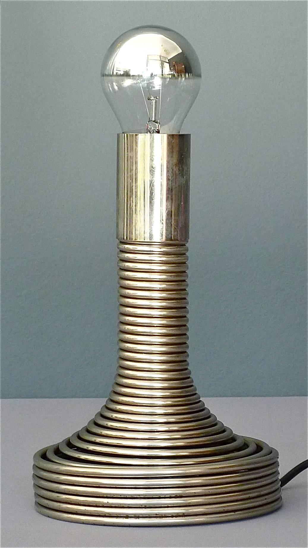 Lampe de bureau italienne Angelo Mangiarotti pour bougie, spirale en acier chromé, années 1970 en vente 5