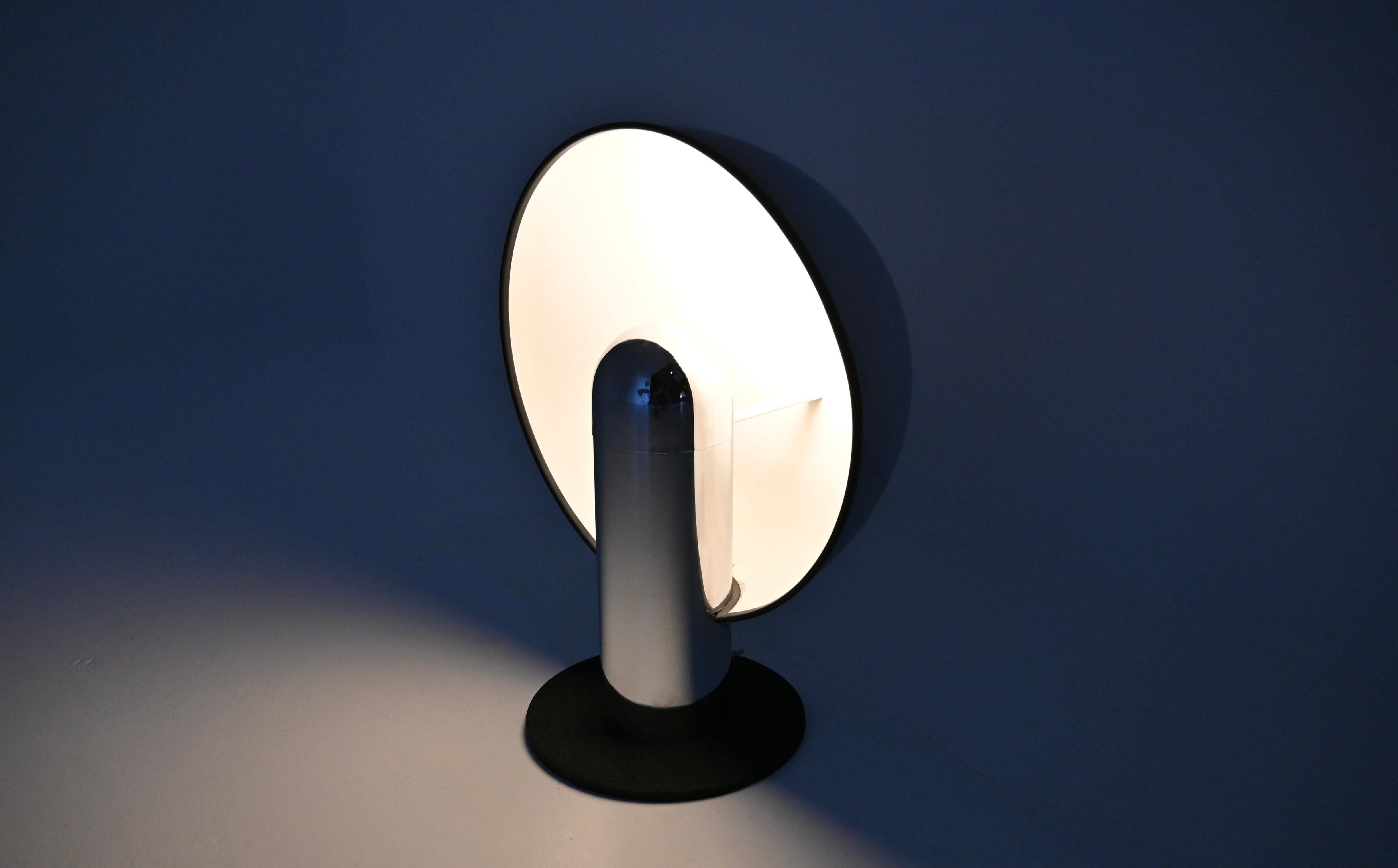 Mid-Century moderno Lampada da tavolo italiana cromata, anni '60