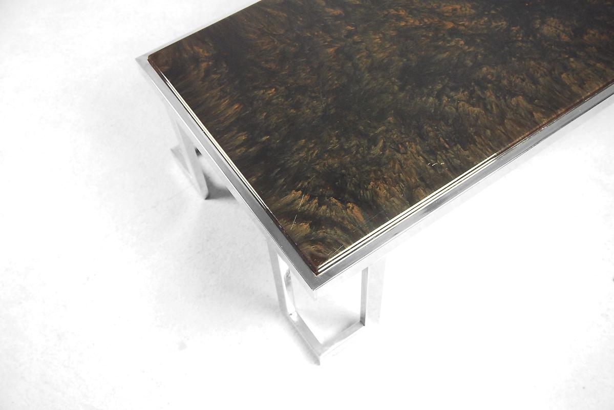 Italian Chromed Glamour Coffee Table with Epoxy Resin Top, 1970s (Ende des 20. Jahrhunderts) im Angebot