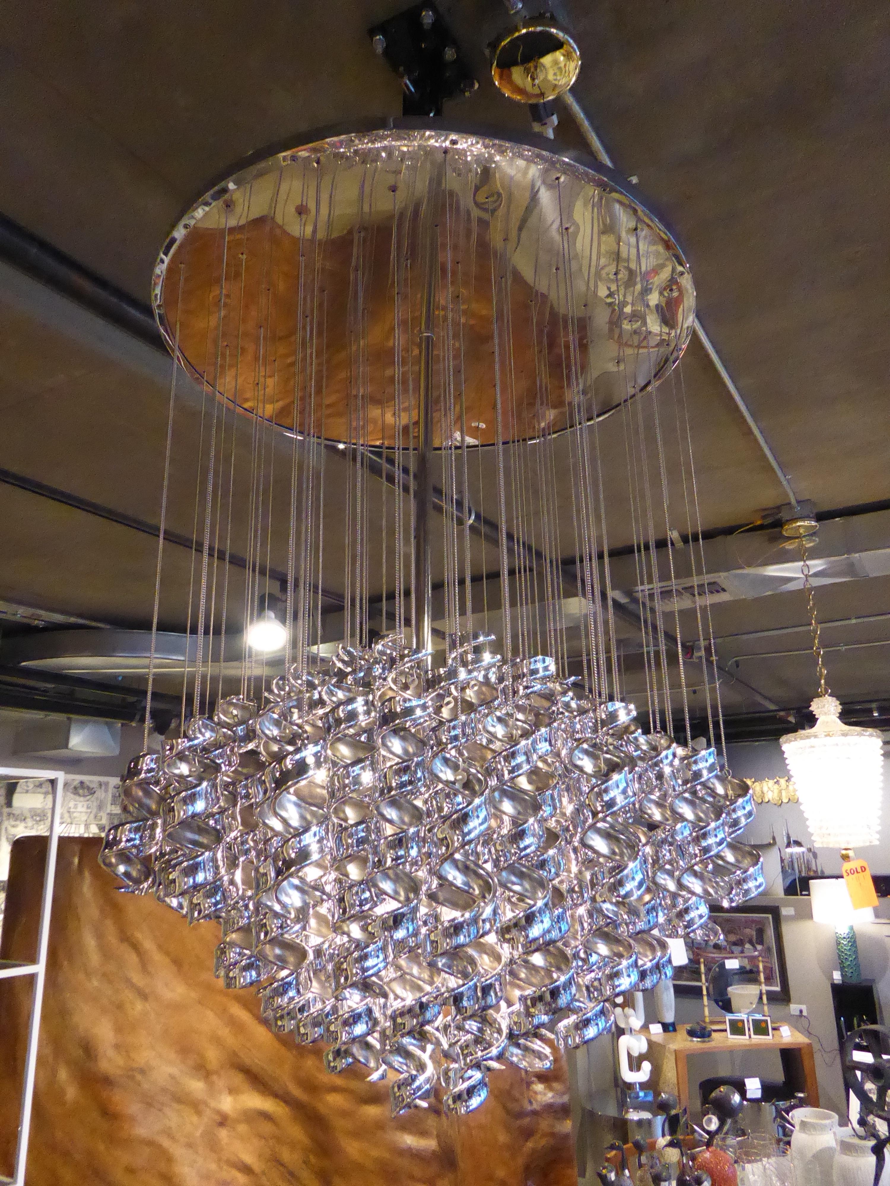 Italian Chromed Metal Chandelier by Zero Quattro In Excellent Condition In Palm Springs, CA