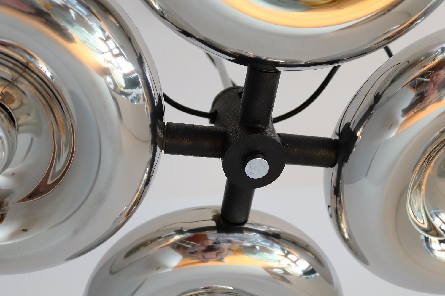 Italian Chromed Pendant Lamp with Adjustable Lights by Luci Milano, 1970s 1