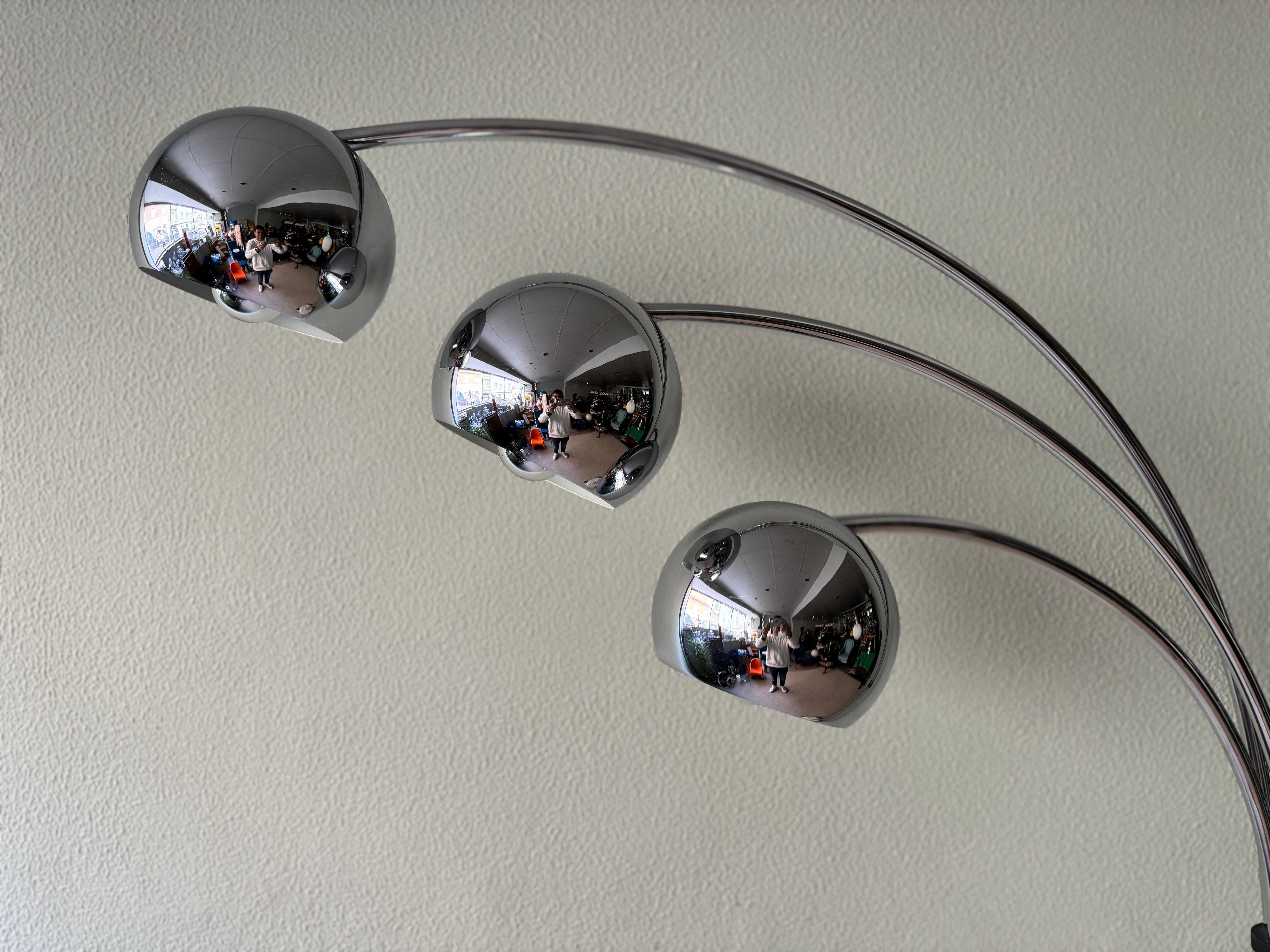 Italian Chromed Steel Floor Lamp with Three Arms by Goffredo Reggiani, 1970s For Sale 5