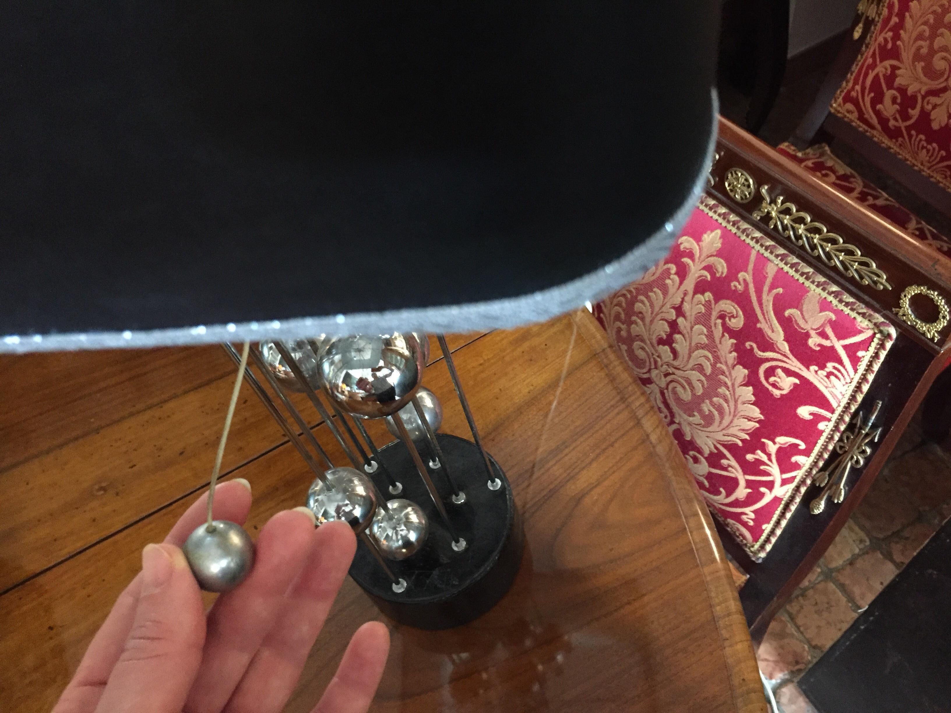 Lampe de bureau Banci Firenze en acier chromé du XXe siècle  Lampe italienne  Ombre noire en vente 3