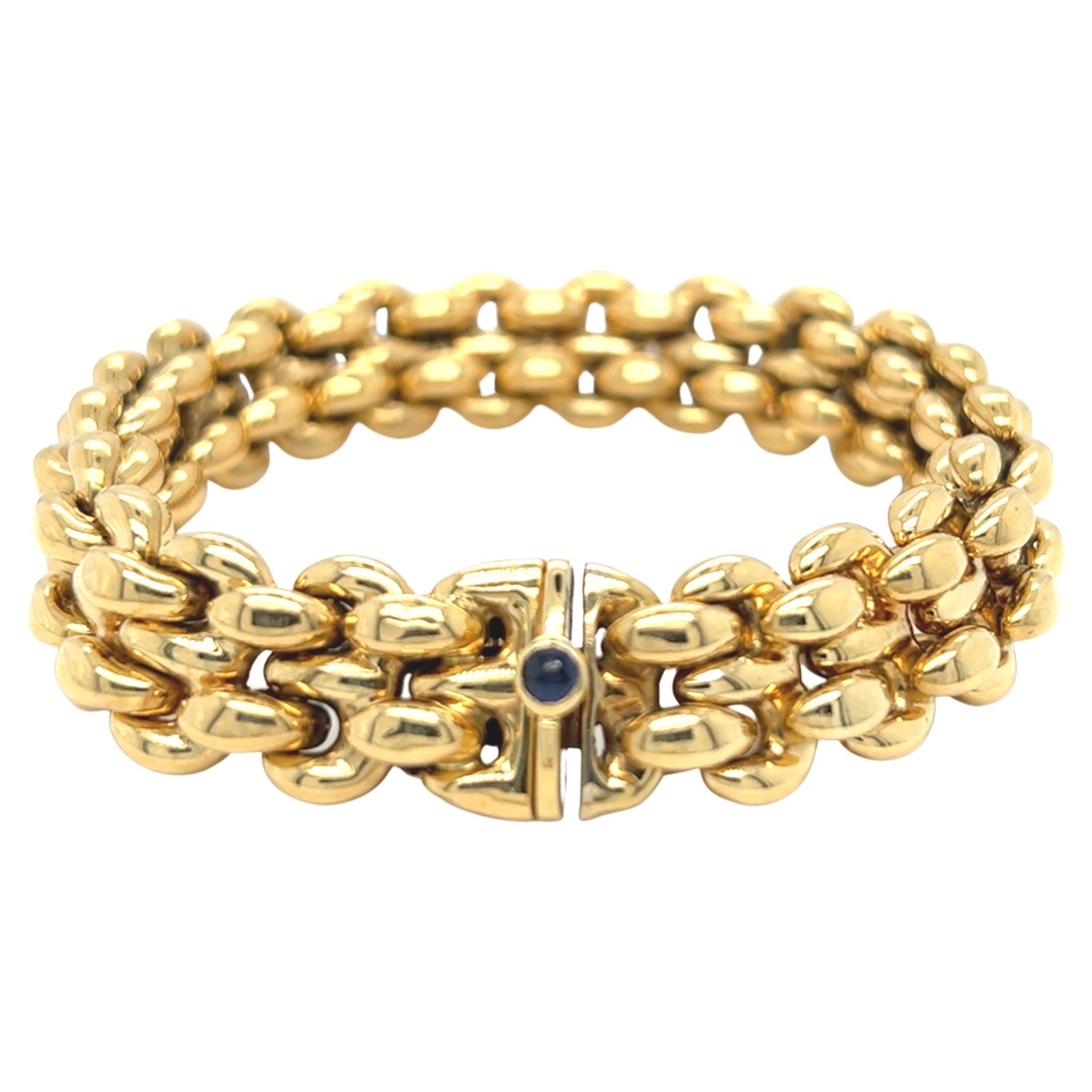 Italian Chunky Chain with Sapphire Clasp Bracelet 18K Yellow Gold For Sale
